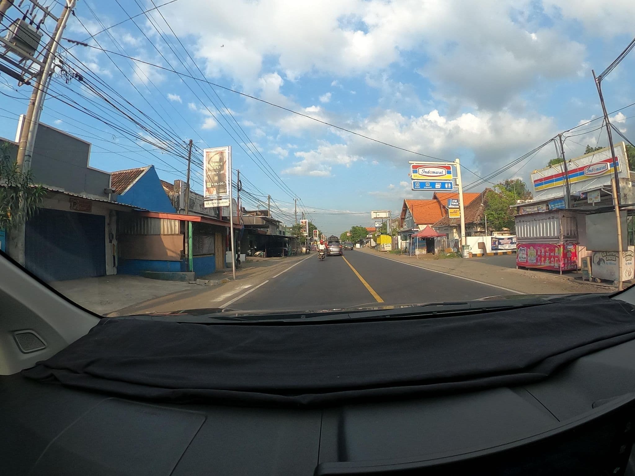 Street view near Kampung Nelayan Resort Situbondo, Panarukan — © Kaart_Local (CC BY-SA · Mapillary)