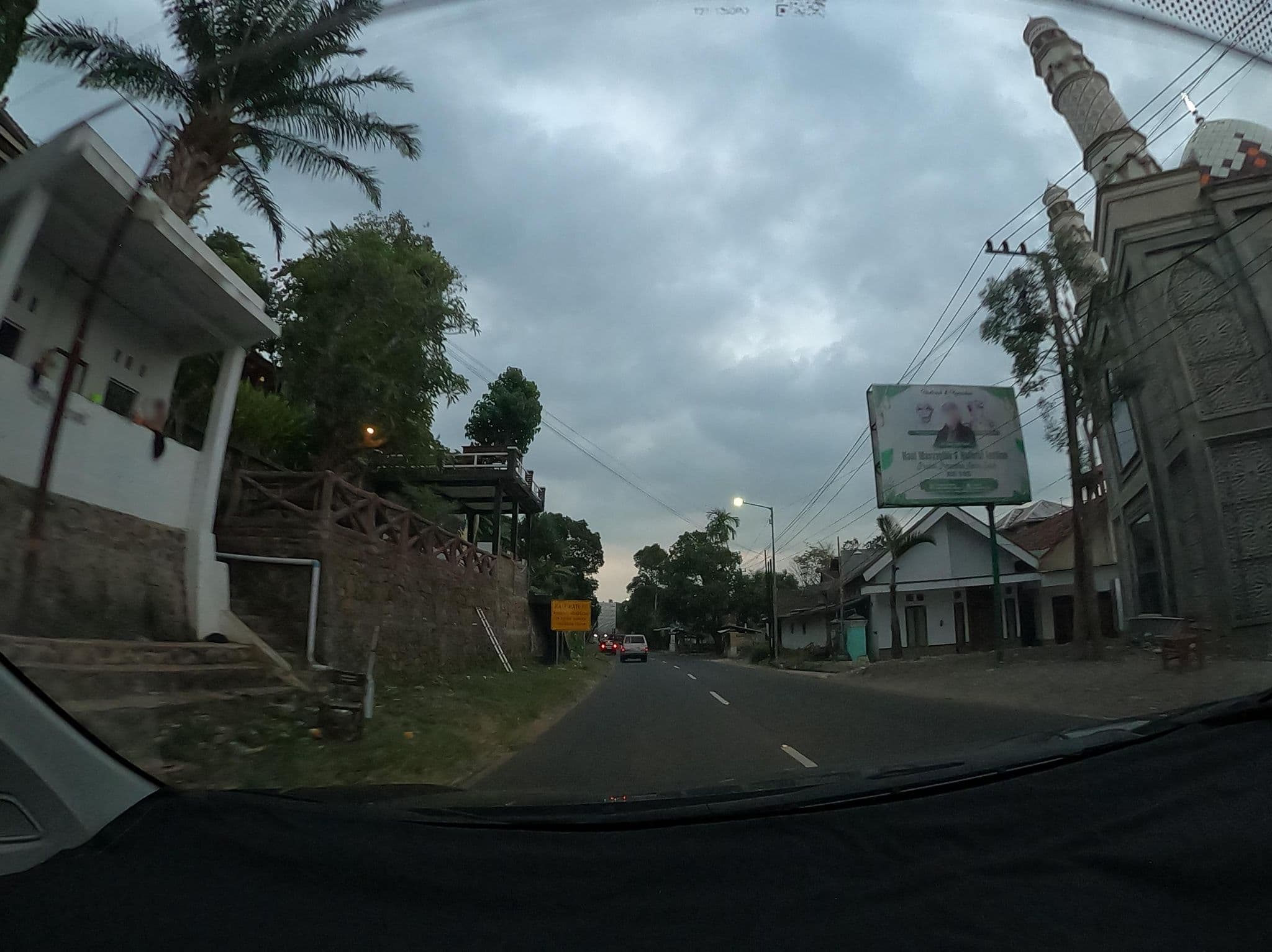 Street view near Pp. Nurus Syam Wringin, Besuki — © Kaart_Local (CC BY-SA · Mapillary)