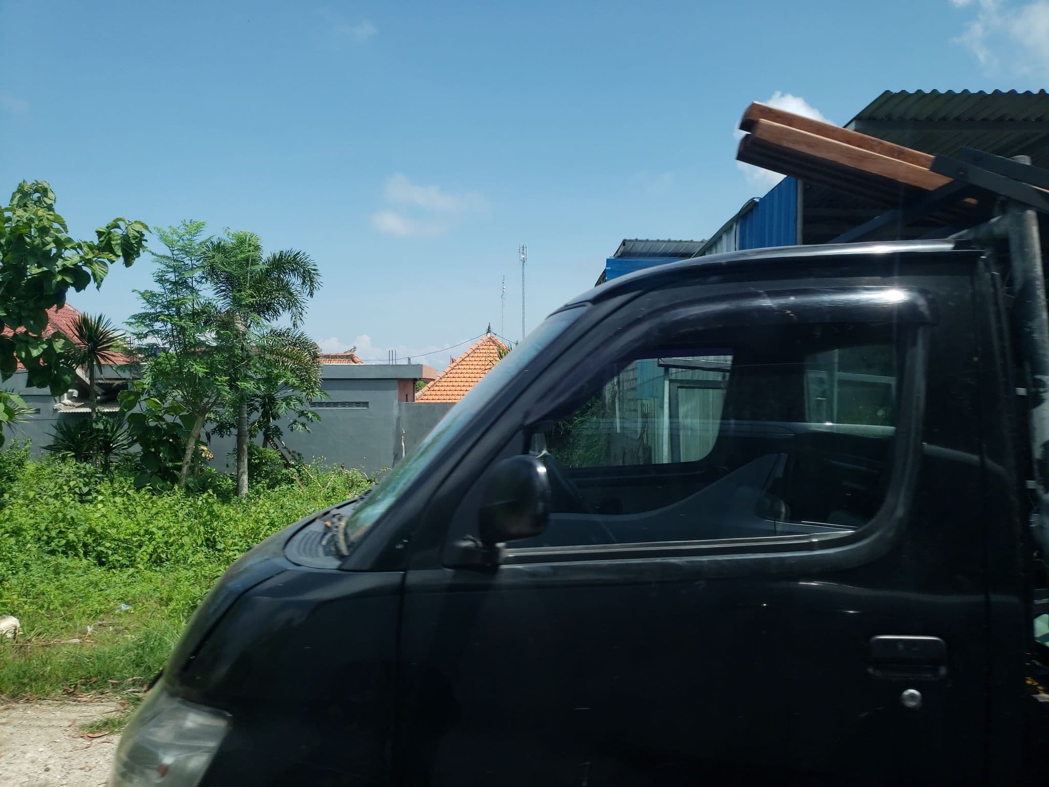 Street view near Khaiyyara Jimbaran Bali, Jimbaran — © mapfool (CC BY-SA · Mapillary)