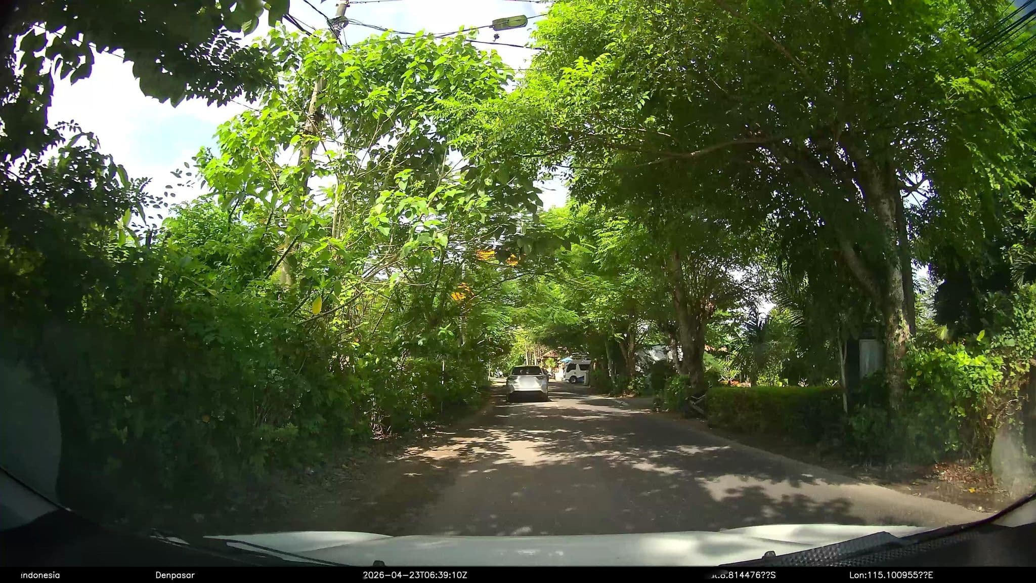 Street view near Kutuh Manak Guesthouse, Jimbaran — © Kaart---FRONT (CC BY-SA · Mapillary)