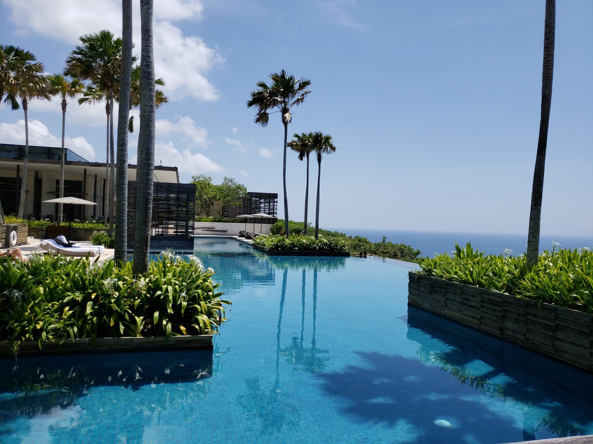 Street view near Alila Villas Uluwatu, Jimbaran — © mapfool (CC BY-SA · Mapillary)