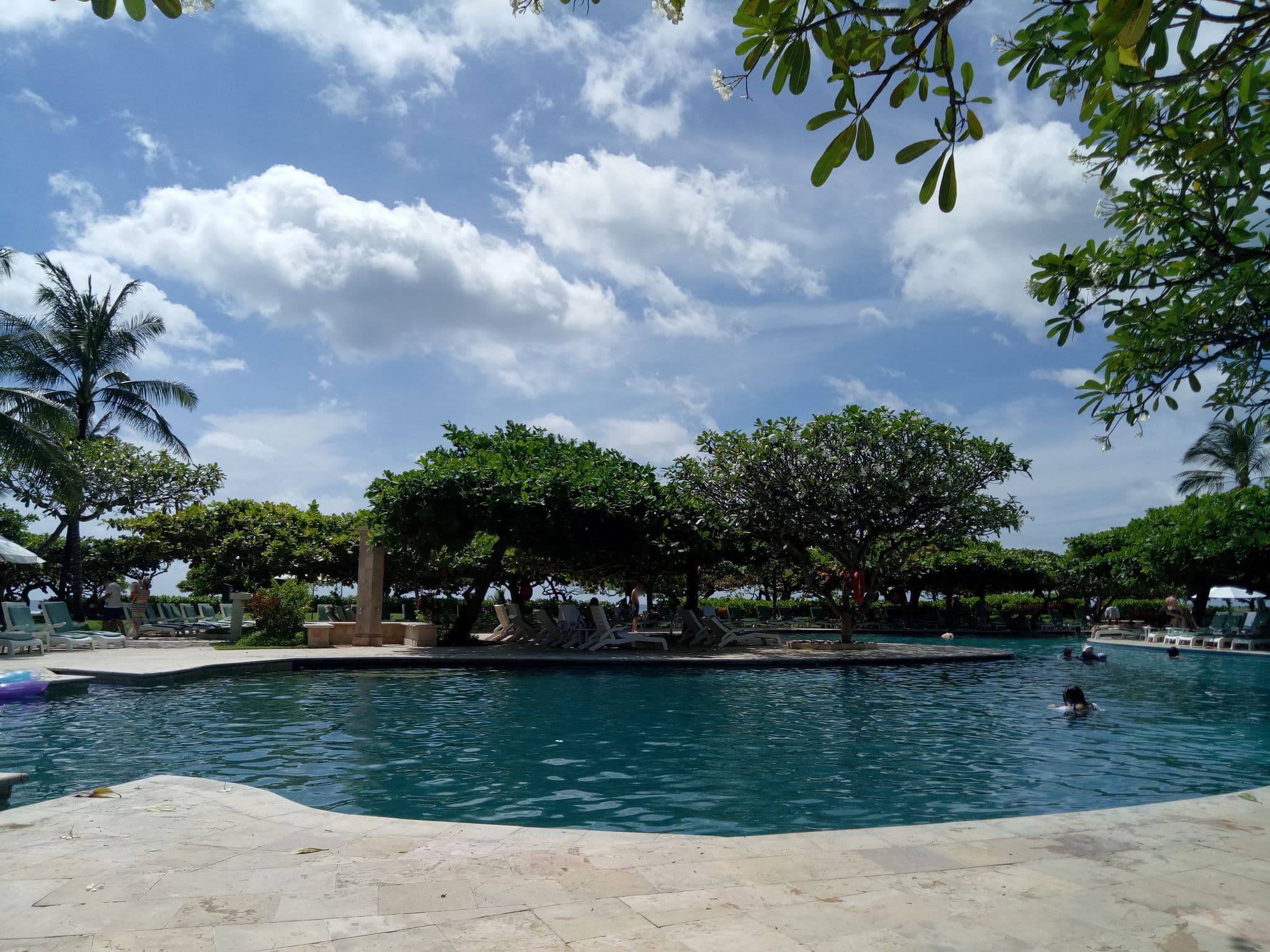 Street view near Lagoon Pool, Nusa Dua — © tla (CC BY-SA · Mapillary)