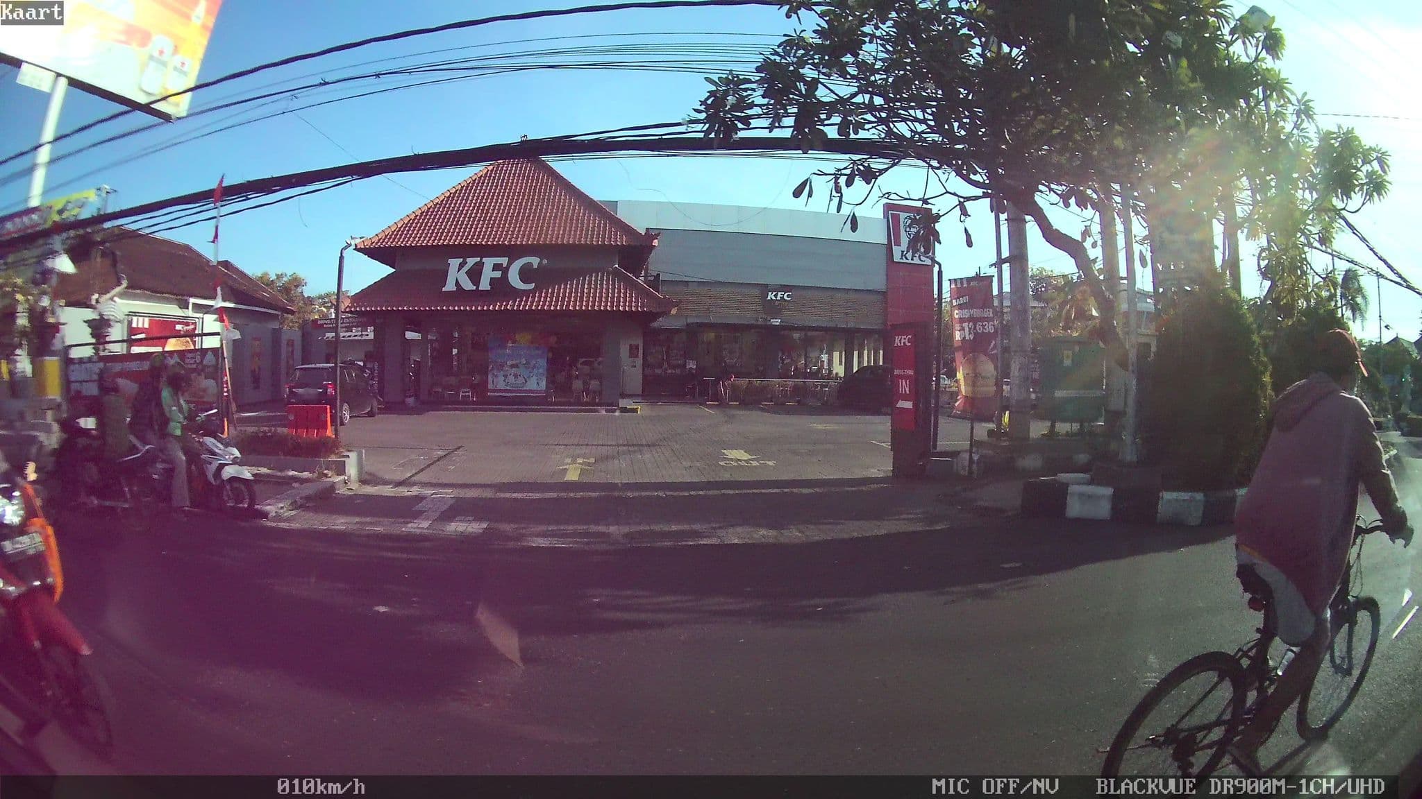 Street view near Ball room hotel aston, Jimbaran — © kaart_2 (CC BY-SA · Mapillary)