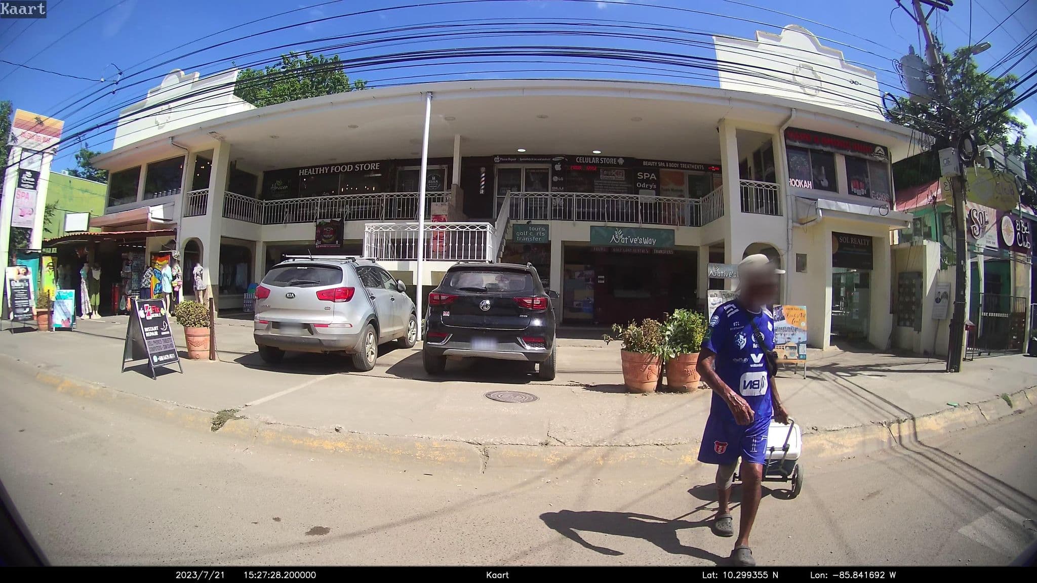 Street view near Hotel Capitan Suizo, Tamarindo