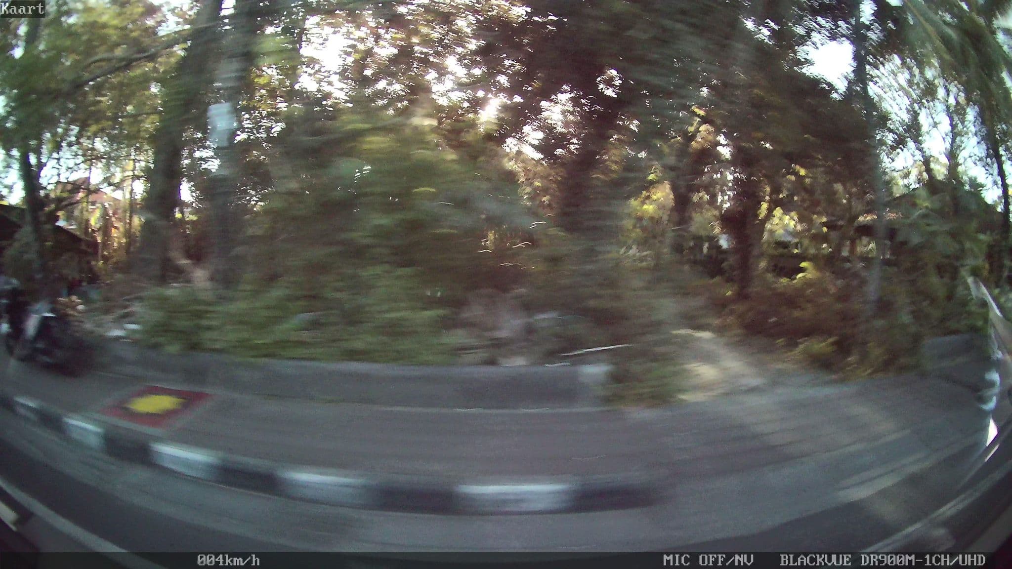 Street view near Warsa's  Garden Inn, Kuta — © kaart_2 (CC BY-SA · Mapillary)