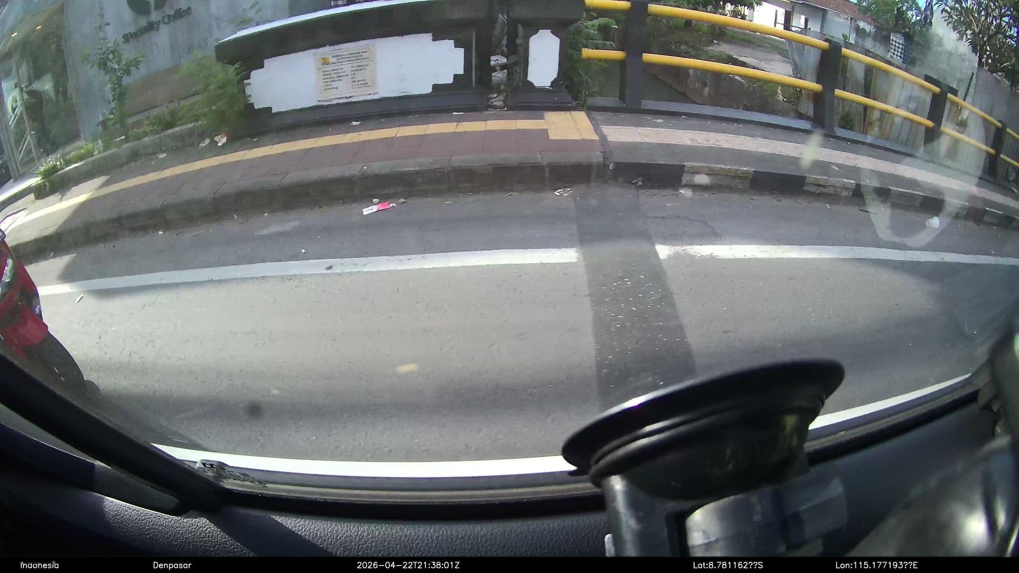 Street view near Airy Jimbaran Bypass Ngurah Rai 81 Bali, Jimbaran — © Kaart---360 (CC BY-SA · Mapillary)