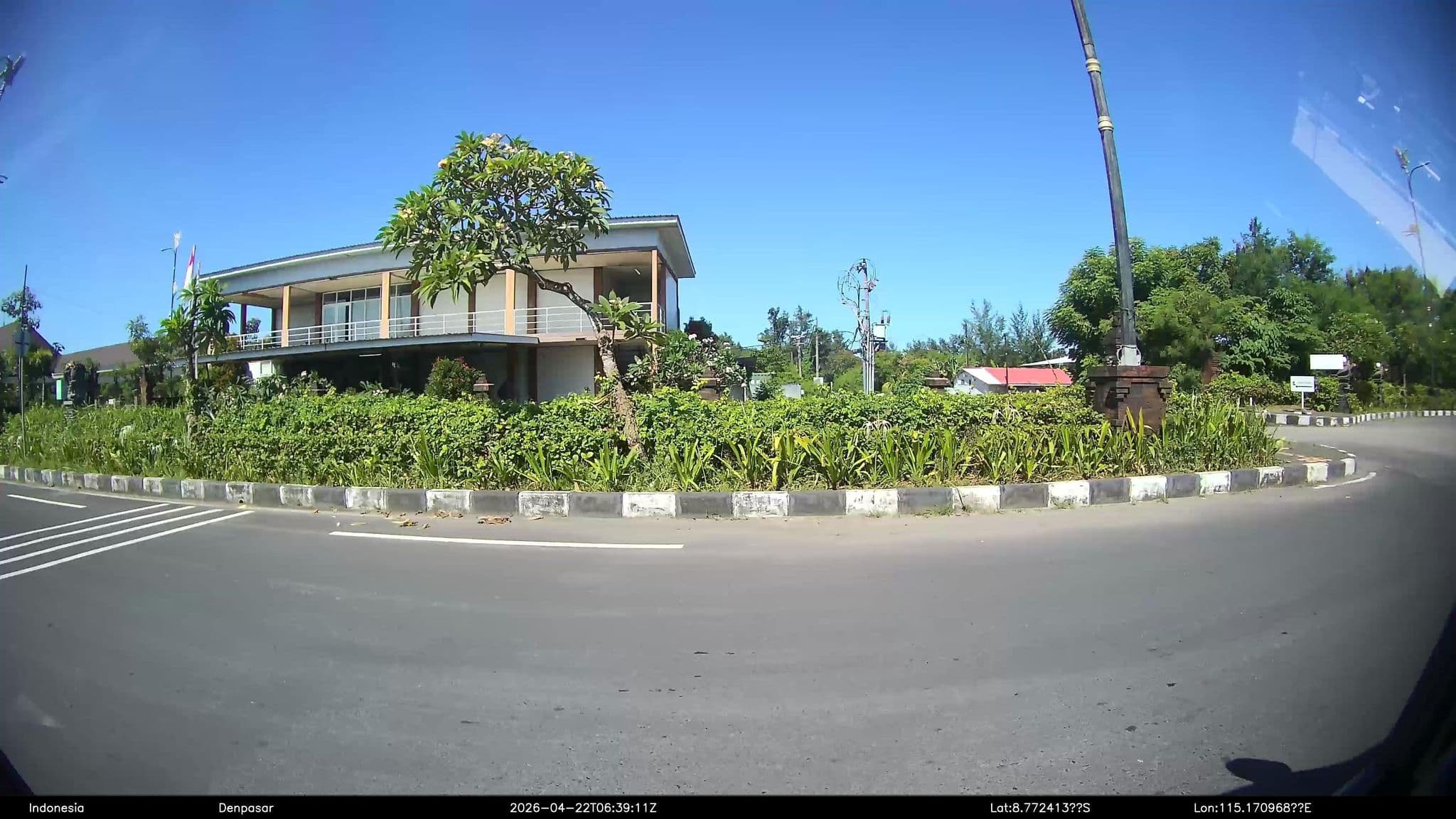 Street view near Fox Harris Hotel Jimbaran, Jimbaran — © Kaart---LEFT (CC BY-SA · Mapillary)