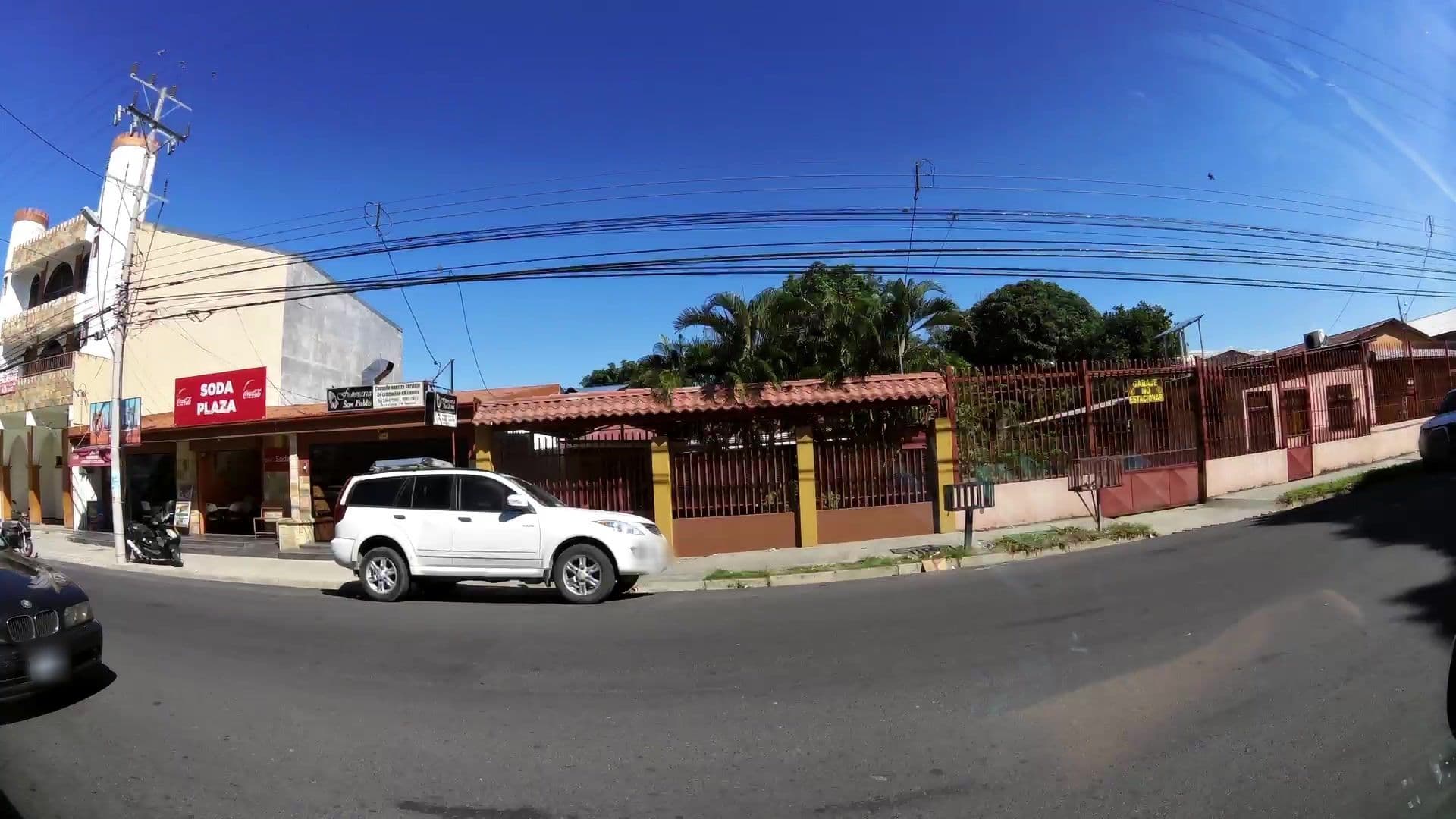 Street view near Hotel Daisyta, Liberia — © kaartcam (CC BY-SA · Mapillary)