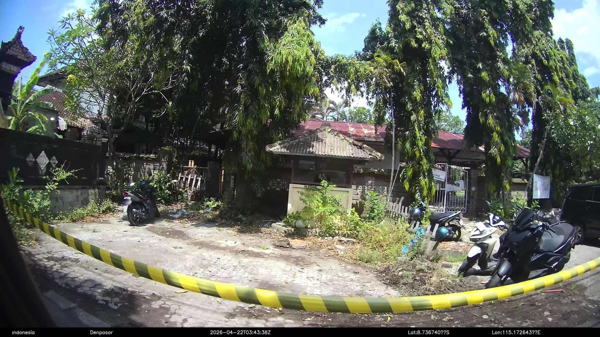 Street view near Hotel Sari Bali Resort Tuban Kuta, Kuta — © Kaart---RIGHT (CC BY-SA · Mapillary)