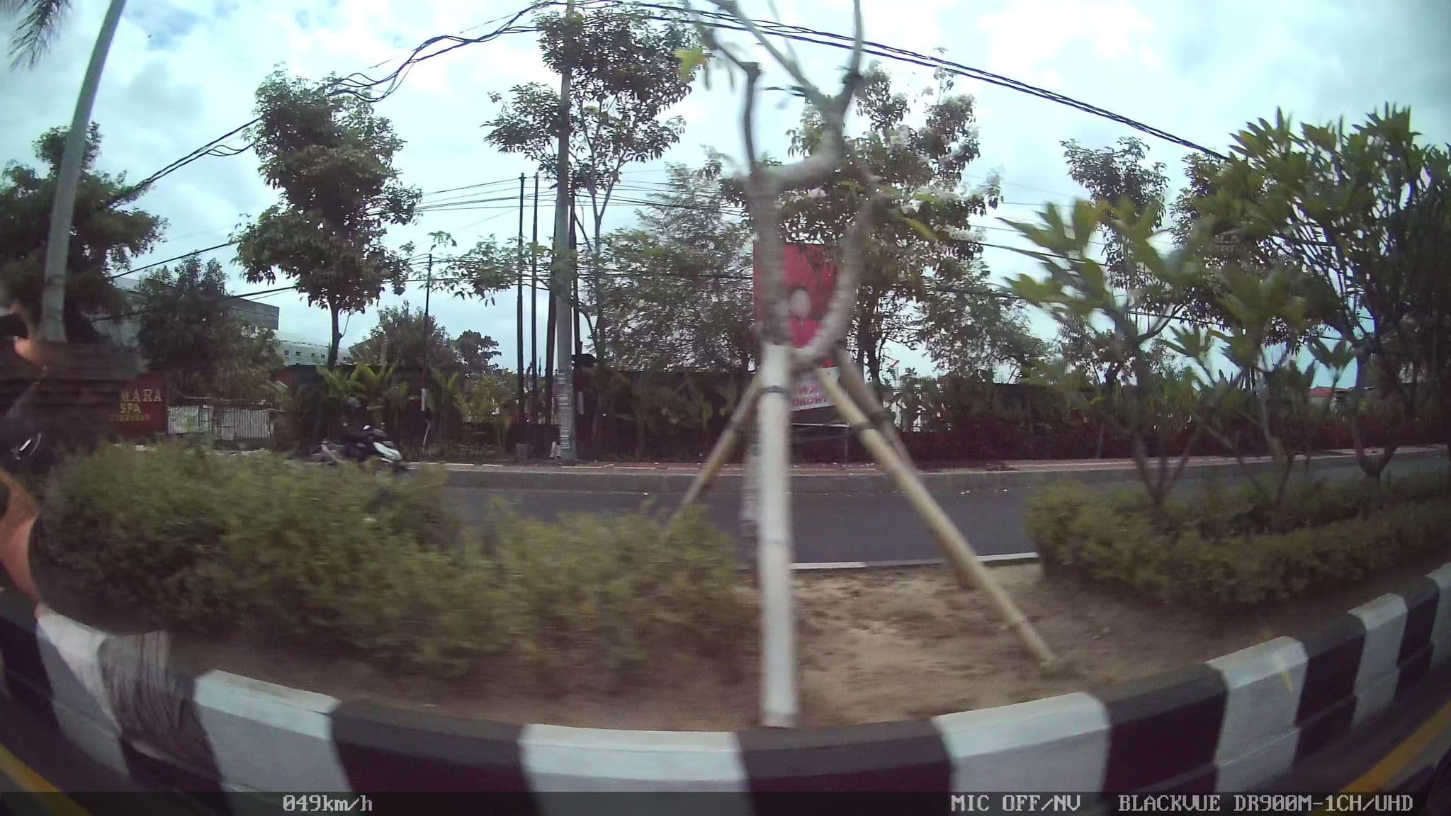 Street view near Crystal Kuta Hotel, Jimbaran — © kaart_2 (CC BY-SA · Mapillary)