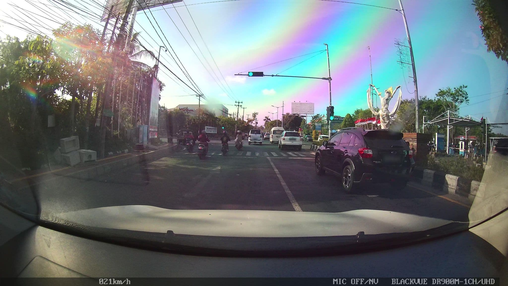 Street view near The Rich Prada Bali Condotel, Jimbaran — © kaart_2 (CC BY-SA · Mapillary)