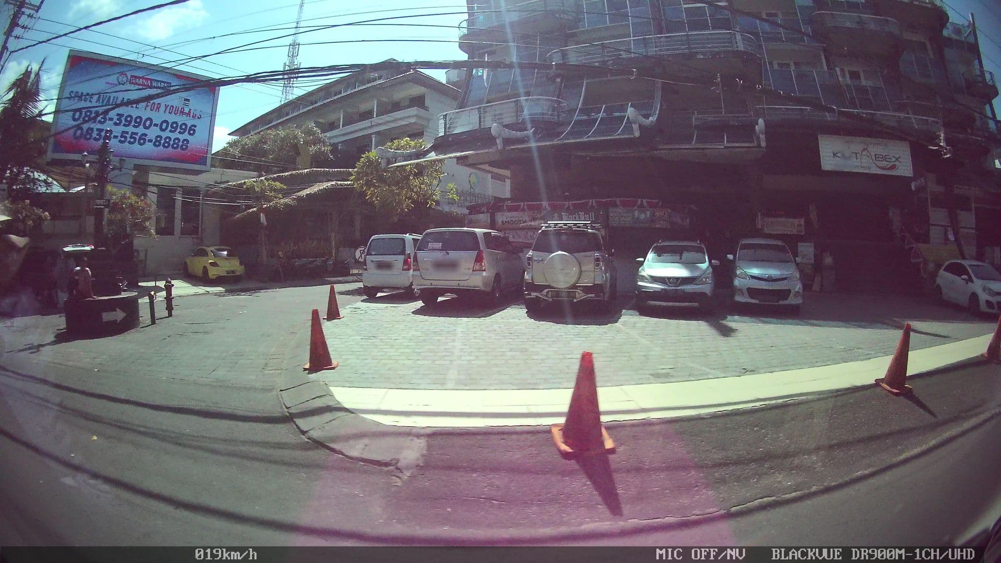 Street view near Kopi bali house, Kuta — © kaart_1 (CC BY-SA · Mapillary)