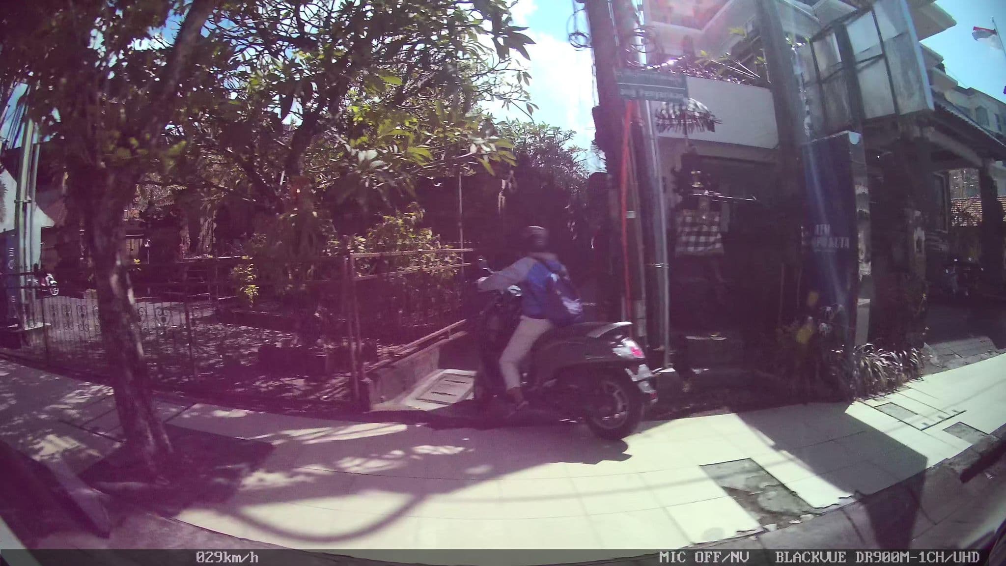 Street view near The Oasis Hotel, Kuta — © kaart_2 (CC BY-SA · Mapillary)