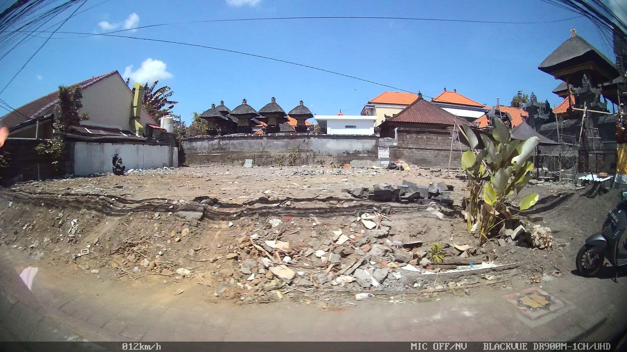 Street view near Villa Damai Manis, Legian — © kaart_2 (CC BY-SA · Mapillary)