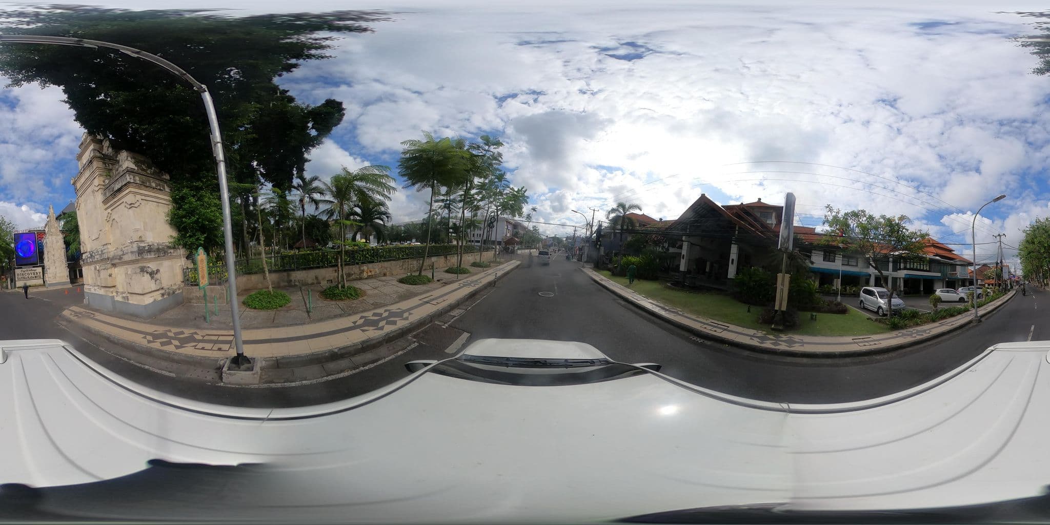 Street view near Airy Kuta Kartika Plaza 120i Bali, Kuta — © kaart_360 (CC BY-SA · Mapillary)
