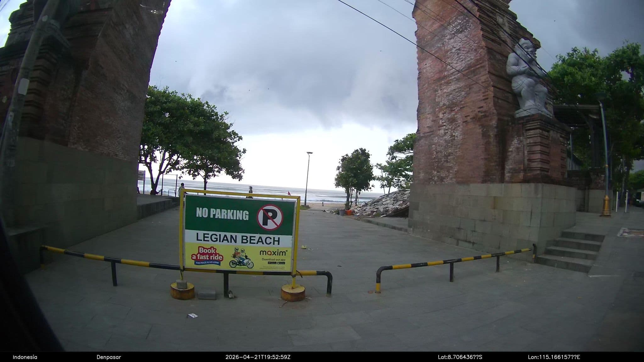 Street view near Wisma pidada, Legian — © Kaart---RIGHT (CC BY-SA · Mapillary)