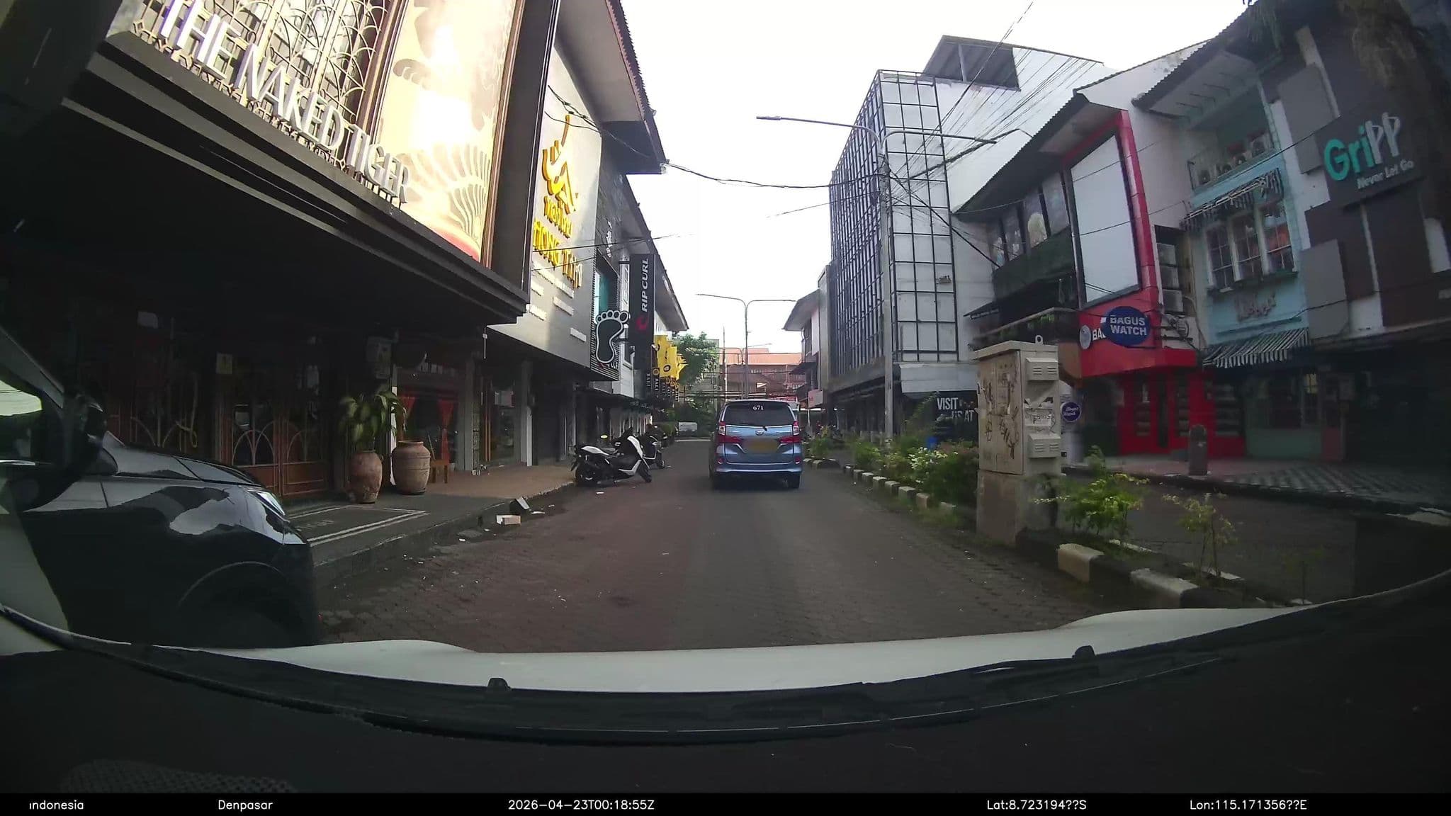 Street view near Yulia Beach Inn Swimming Pool, Kuta — © Kaart---360 (CC BY-SA · Mapillary)