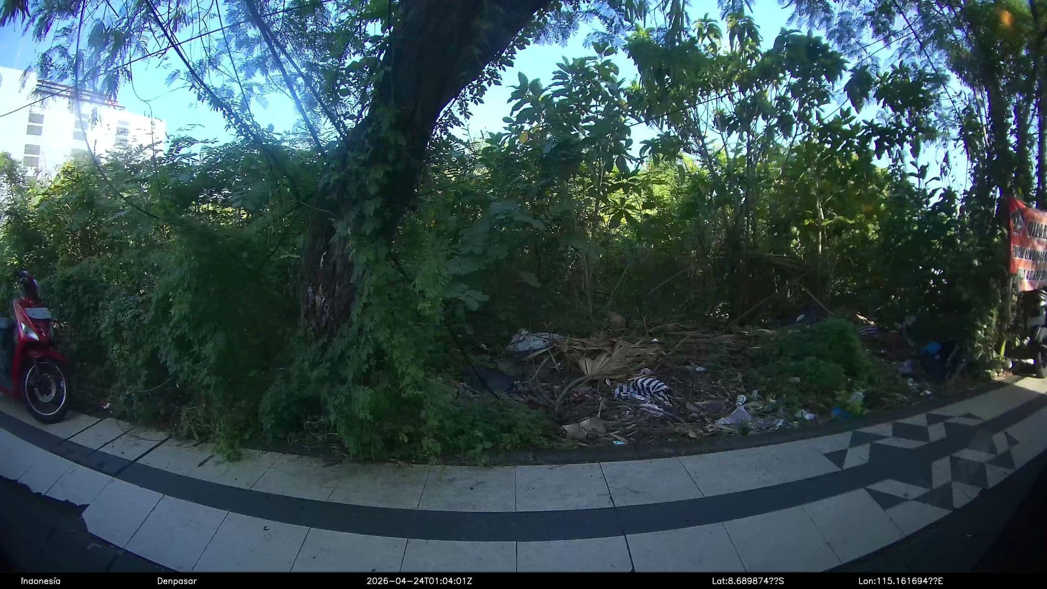 Street view near Sarinande, Legian — © Kaart---360 (CC BY-SA · Mapillary)