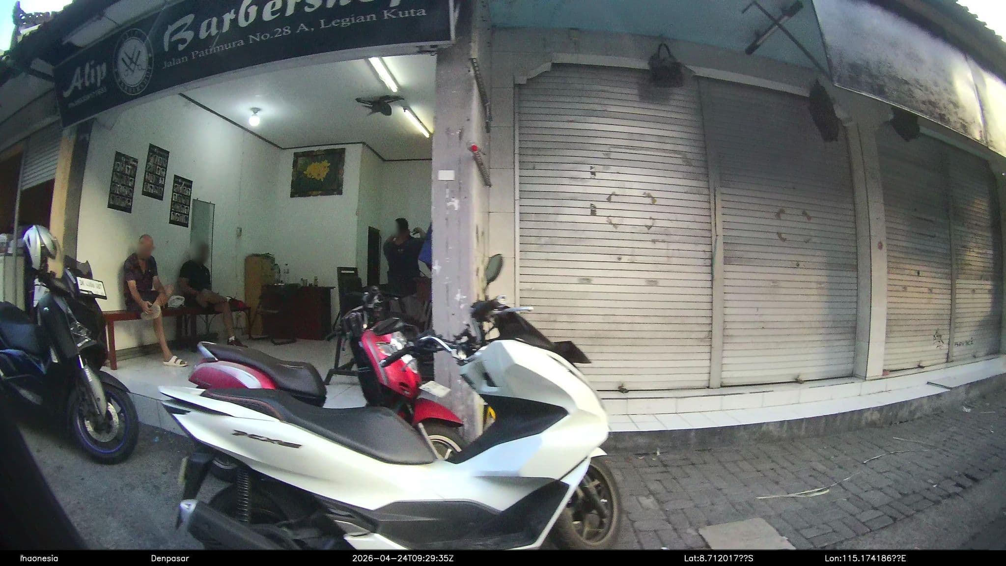 Street view near The Zuk Hotel Kuta, Legian — © Kaart---RIGHT (CC BY-SA · Mapillary)