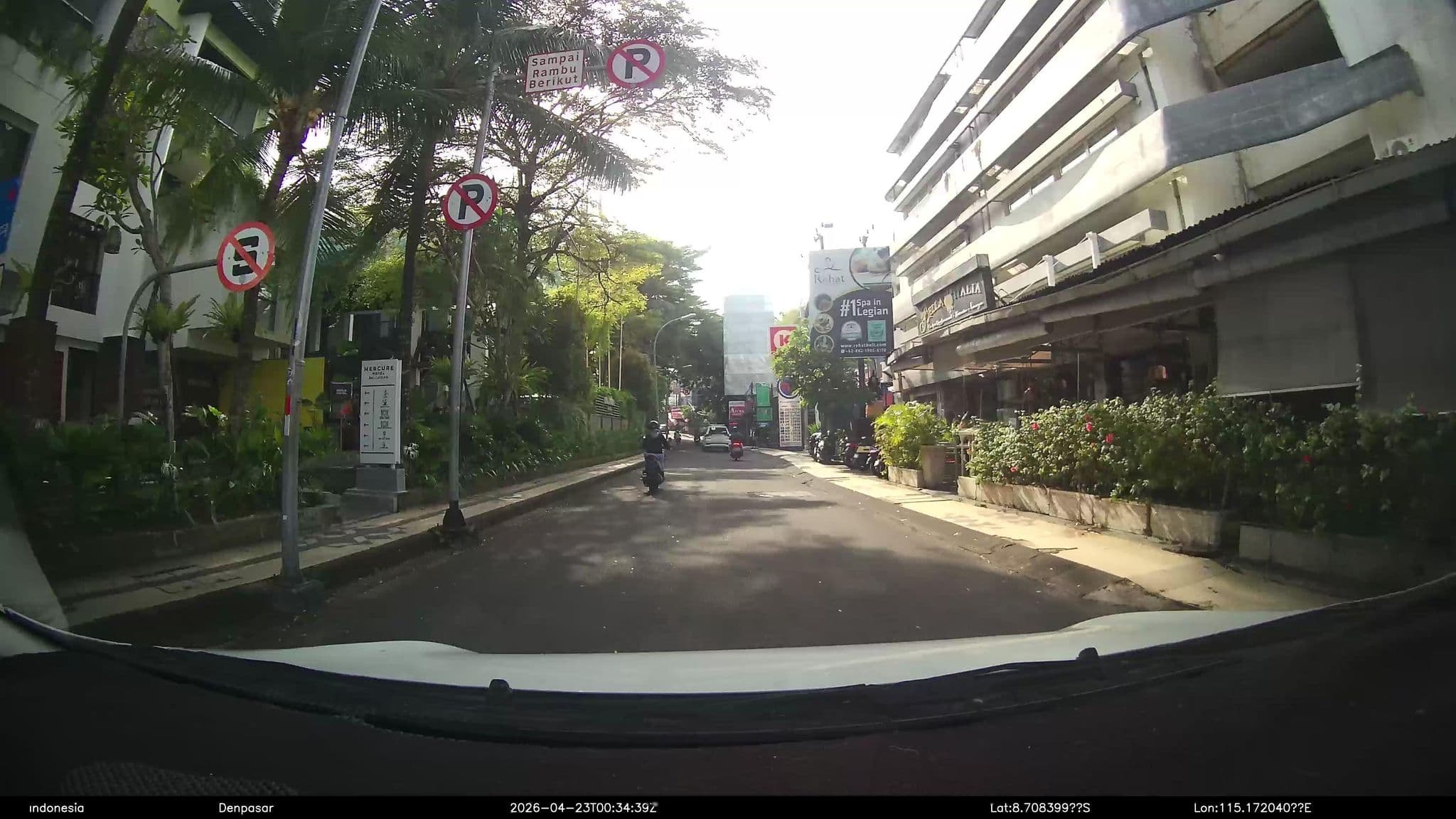 Street view near Rooftop Pool Mercure Kuta Bali, Legian — © Kaart---FRONT (CC BY-SA · Mapillary)