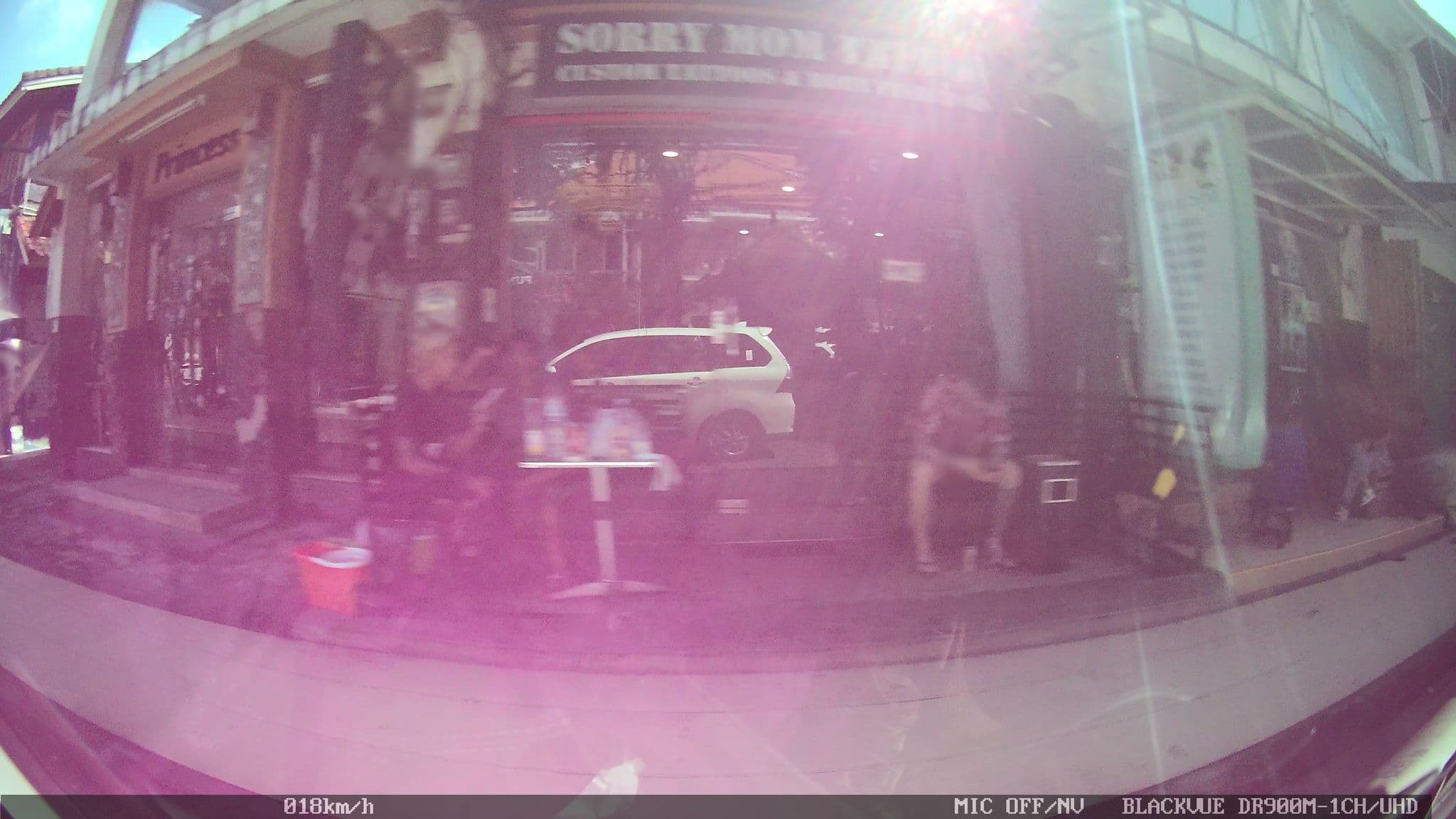 Street view near Kutasuci Guest House, Kuta — © kaart_2 (CC BY-SA · Mapillary)