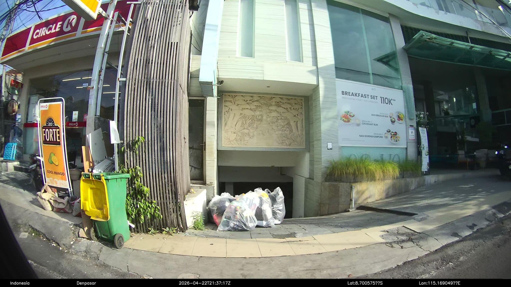 Street view near AQ-VA Villa And Resort, Legian — © Kaart---RIGHT (CC BY-SA · Mapillary)