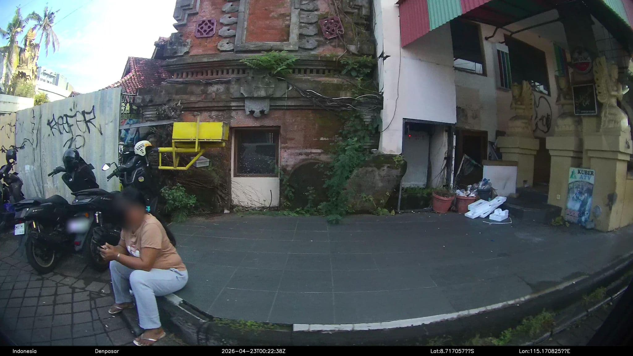 Street view near Bounty Hotel Bali, Kuta — © Kaart---FRONT (CC BY-SA · Mapillary)