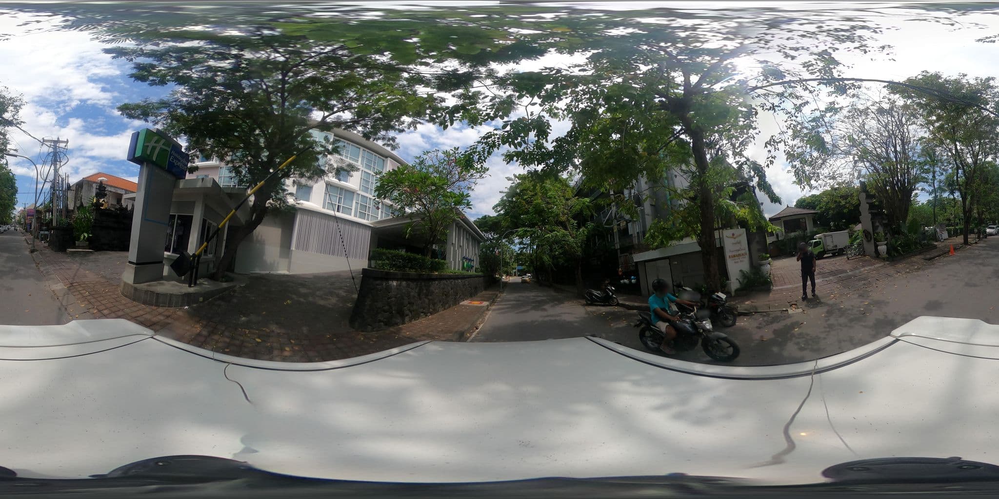 Street view near sa cafe bali, Kuta — © Kaart---360 (CC BY-SA · Mapillary)