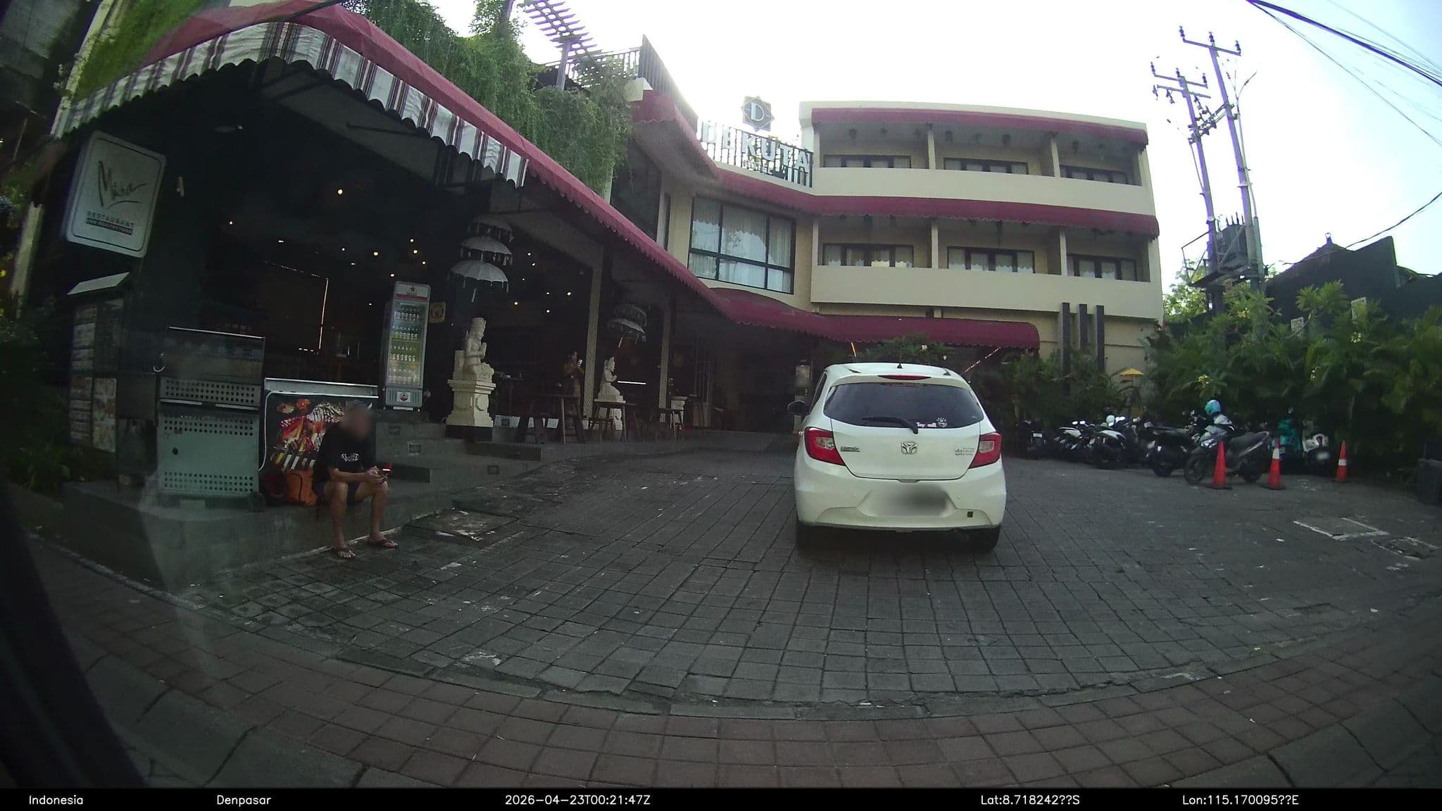Street view near DeKuta Hotel Room 109, Kuta — © Kaart---360 (CC BY-SA · Mapillary)