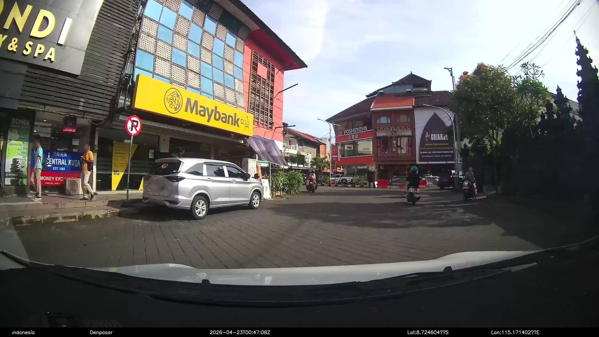 Street view near Peninsula Marketing International, Kuta — © Kaart---FRONT (CC BY-SA · Mapillary)