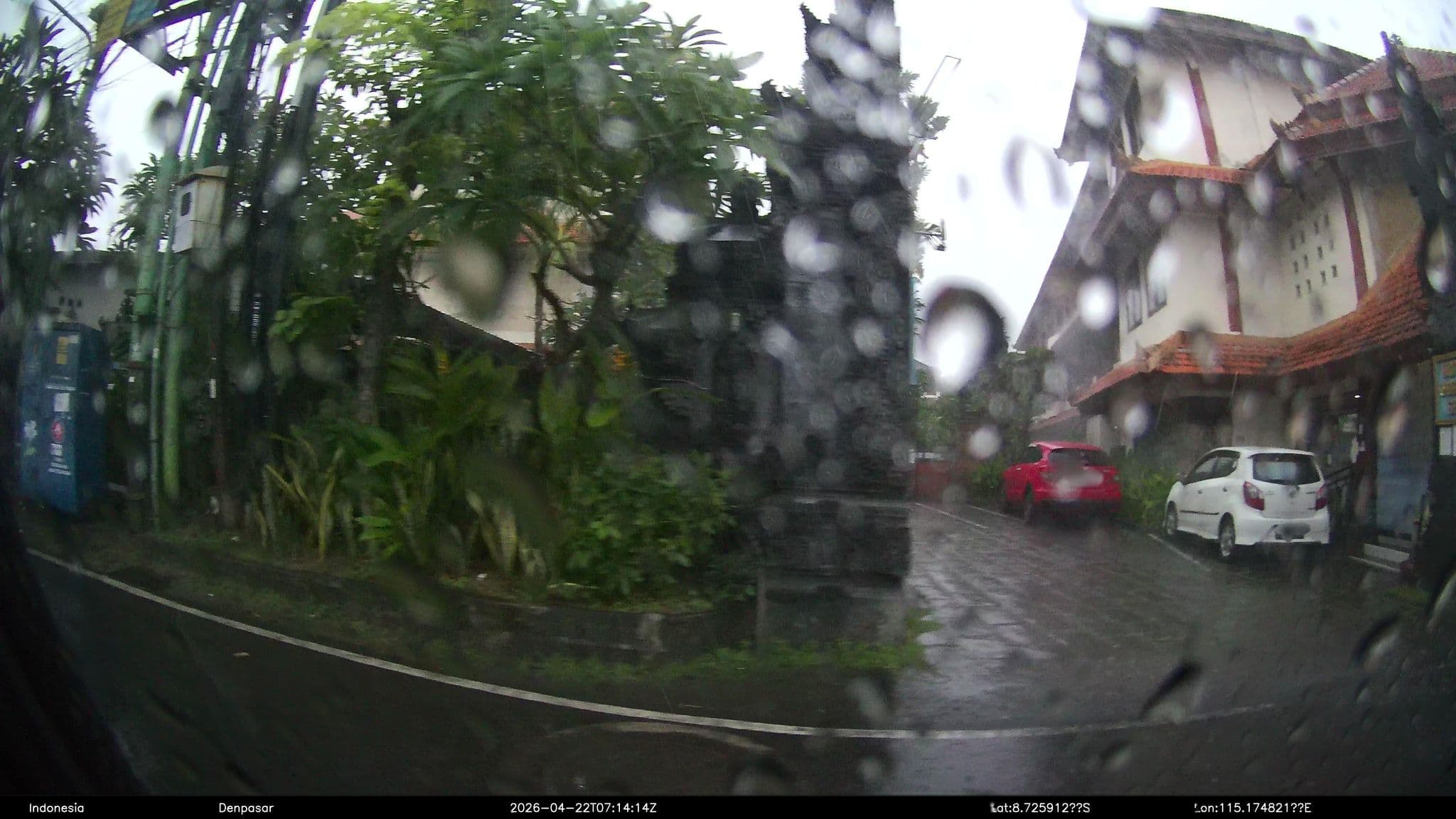 Street view near Bakung Sari Hotel, Kuta — © Kaart---RIGHT (CC BY-SA · Mapillary)