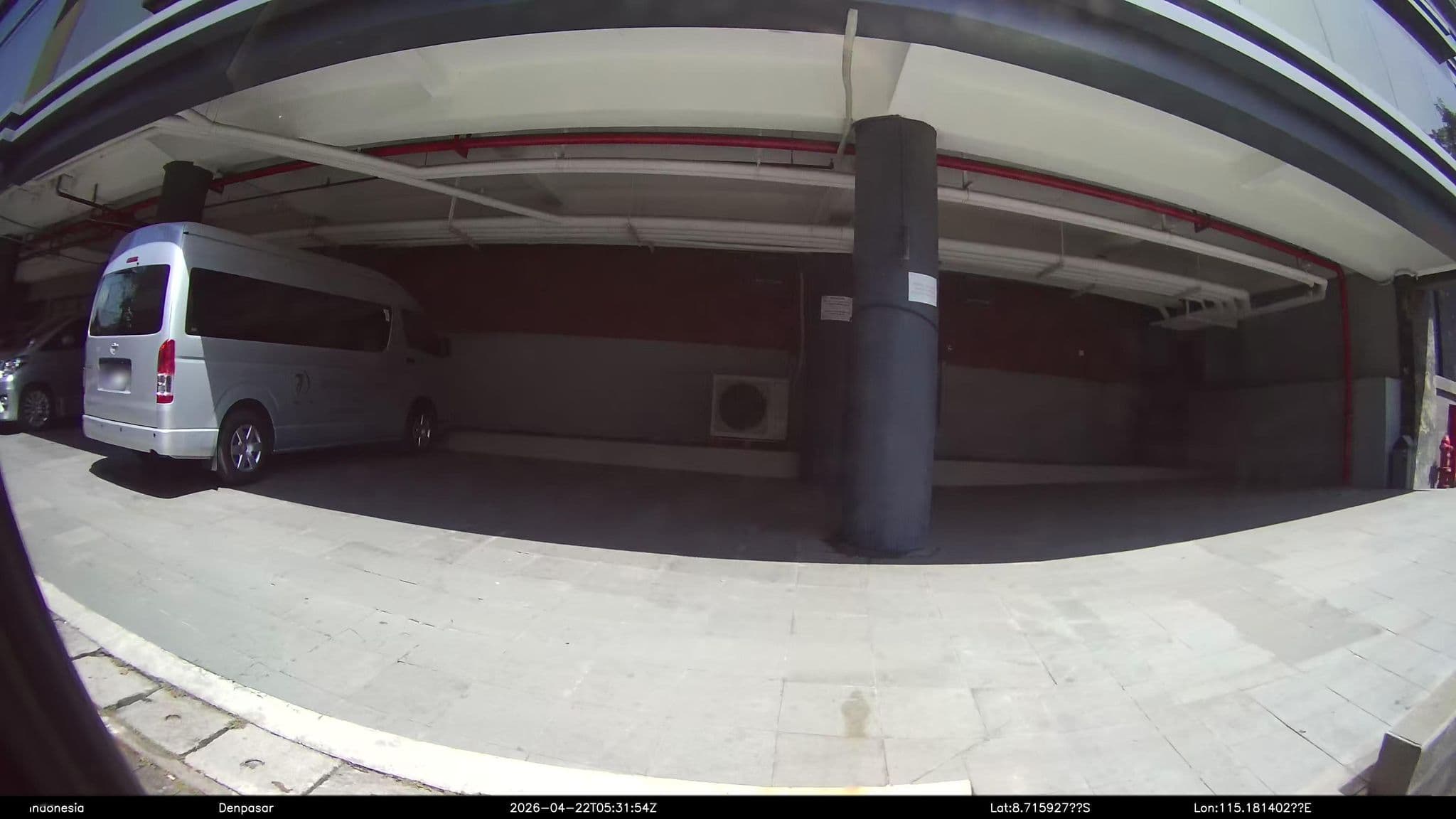 Street view near Dream of Aventus Hotel Kuta, Kuta — © Kaart---RIGHT (CC BY-SA · Mapillary)