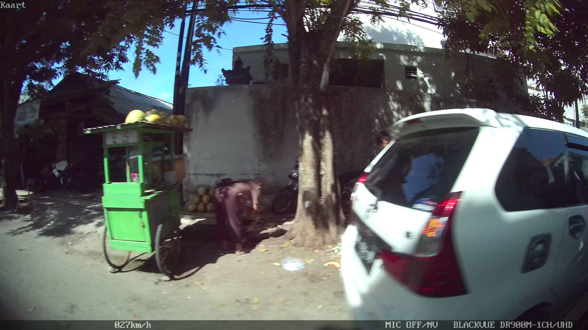 Street view near Airy Tuban Bypass Ngurah Rai 999 Kuta Bali, Kuta — © kaart_2 (CC BY-SA · Mapillary)