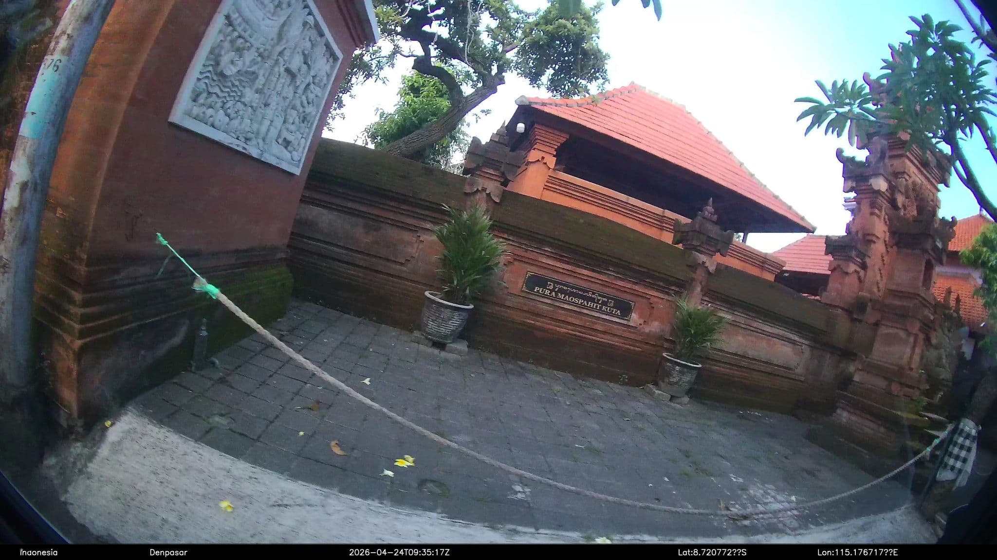 Street view near Pavilion kuta, Kuta — © Kaart---LEFT (CC BY-SA · Mapillary)