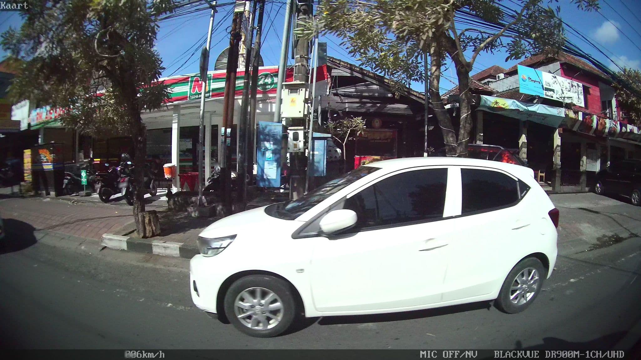 Street view near Grandmas Hotel Kuta, Kuta — © kaart_2 (CC BY-SA · Mapillary)