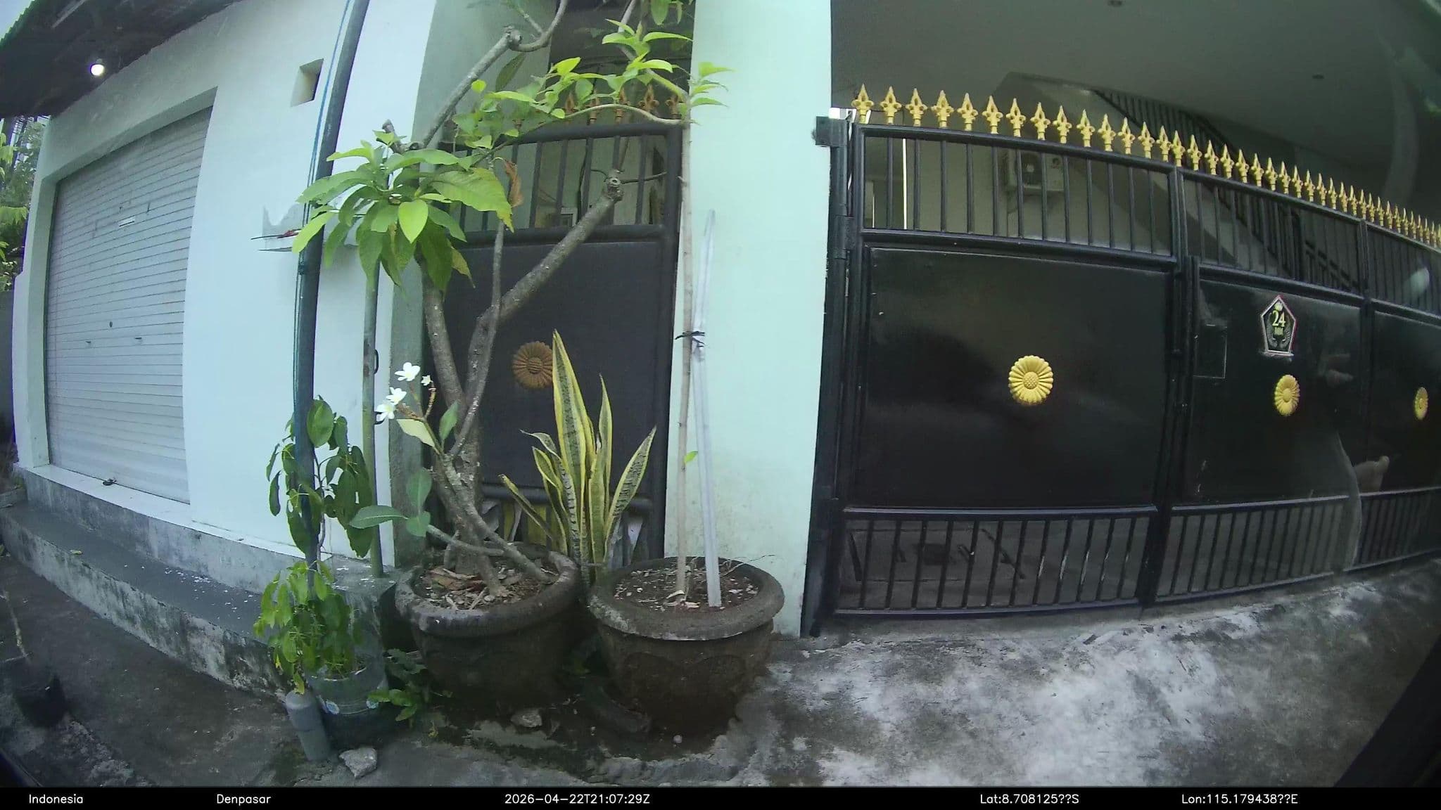 Street view near Ibis  Styles Bali Kuta Dewi Sri, Legian — © Kaart---LEFT (CC BY-SA · Mapillary)
