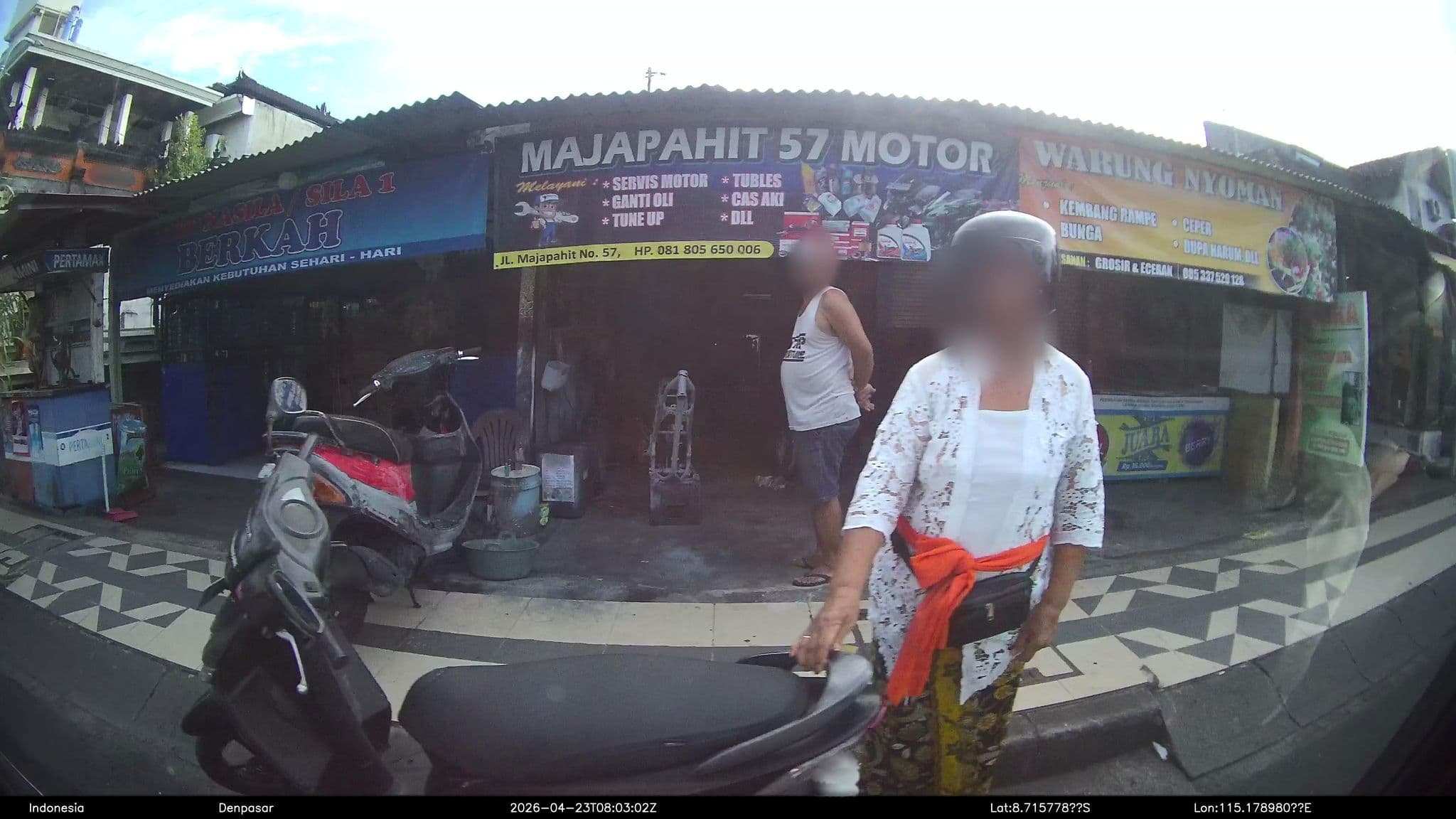 Street view near Bali Kuta Resort (Swiss-belhotel), Kuta — © Kaart---LEFT (CC BY-SA · Mapillary)
