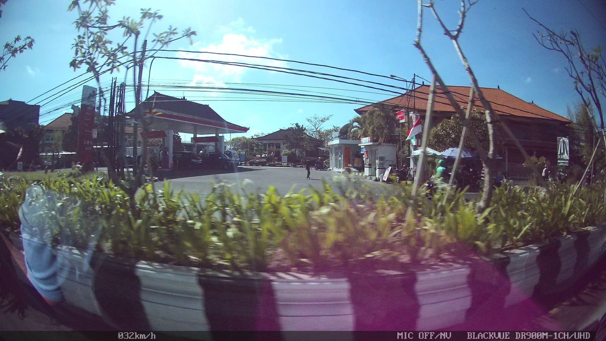 Street view near Hotel Legrande Suite Bali, Kuta — © kaart_2 (CC BY-SA · Mapillary)