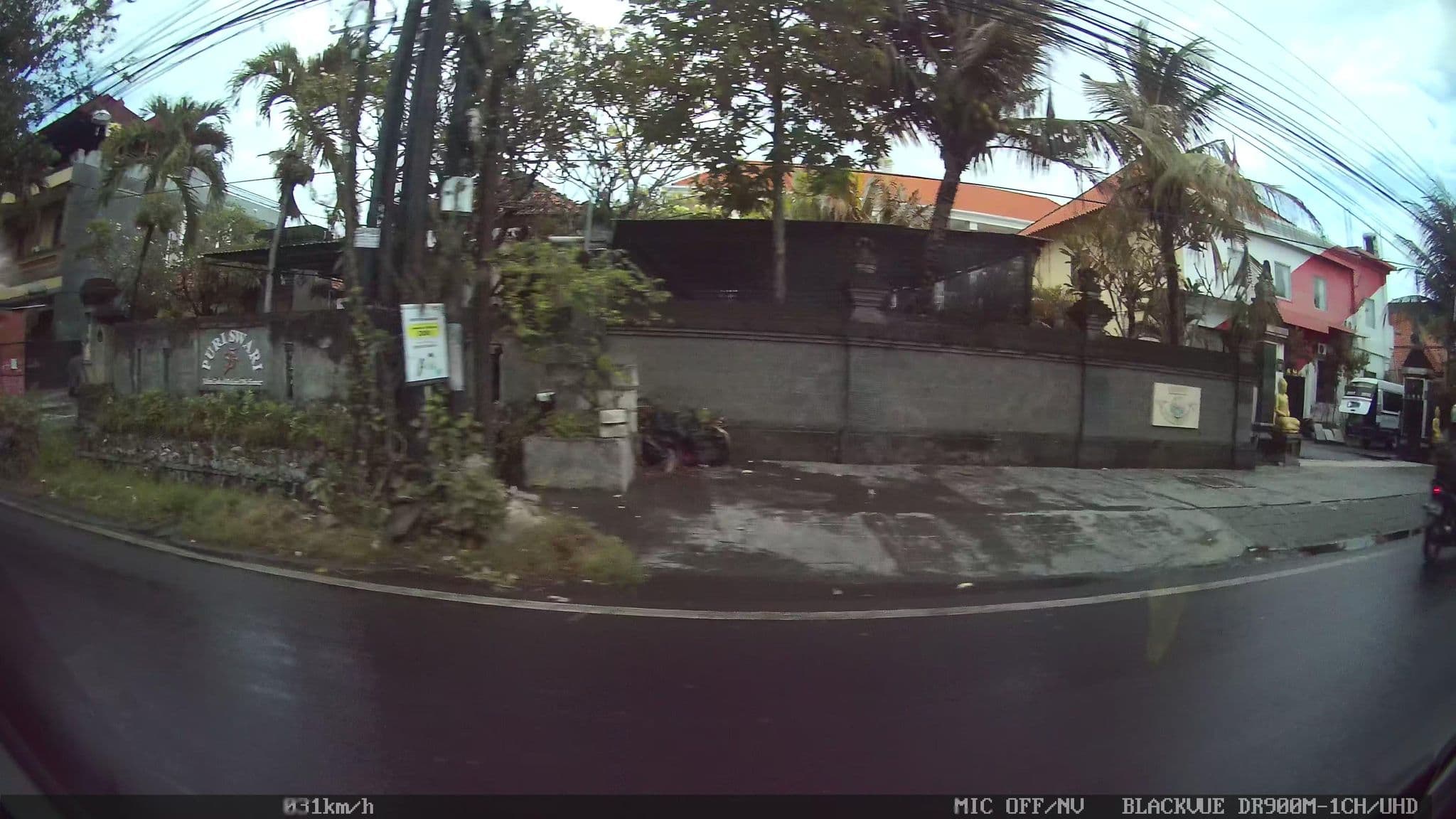 Street view near Puri Swari, Sanur — © kaart_2 (CC BY-SA · Mapillary)
