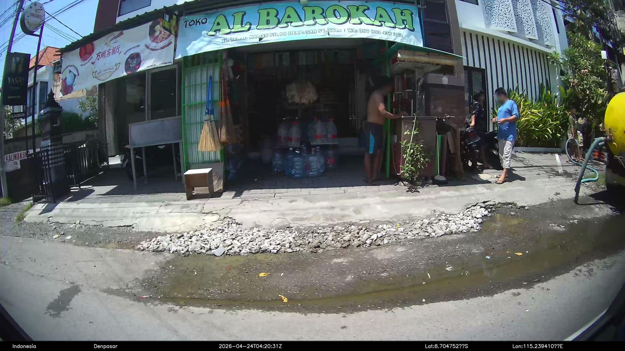 Street view near Hotel Puri Yuma, Sanur — © Kaart---LEFT (CC BY-SA · Mapillary)