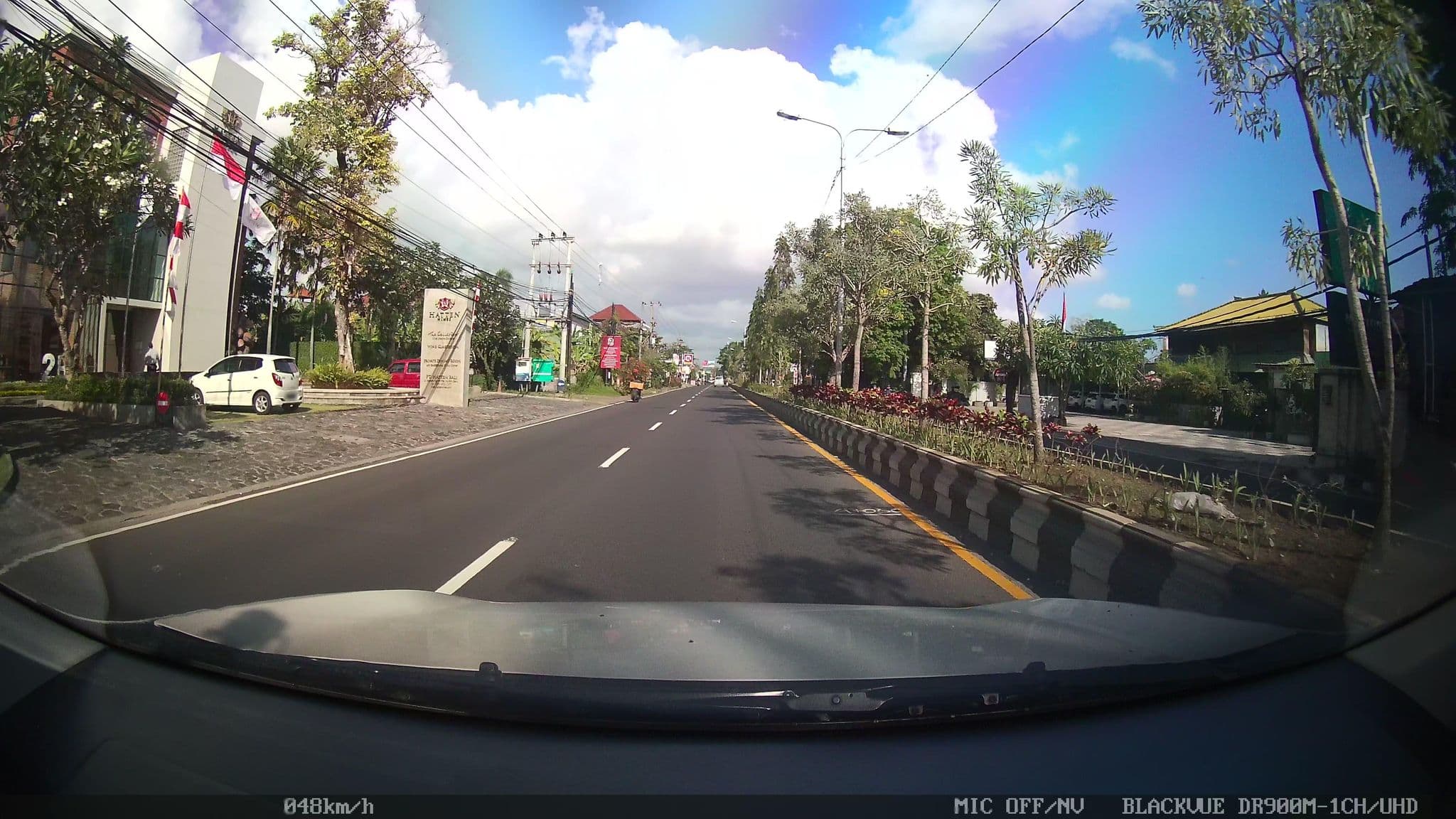 Street view near The Royal Bali Beach Club, Sanur — © kaart_2 (CC BY-SA · Mapillary)