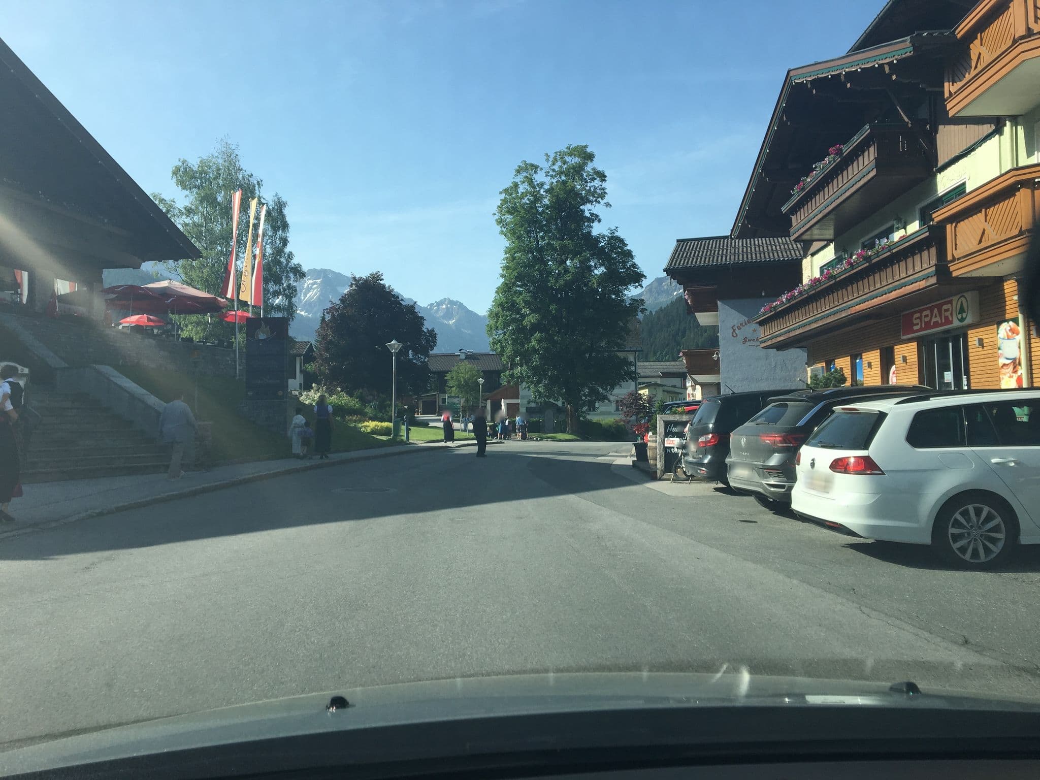 Street view near Chalets Aur Alpin, Hof — © chicc0 (CC BY-SA · Mapillary)