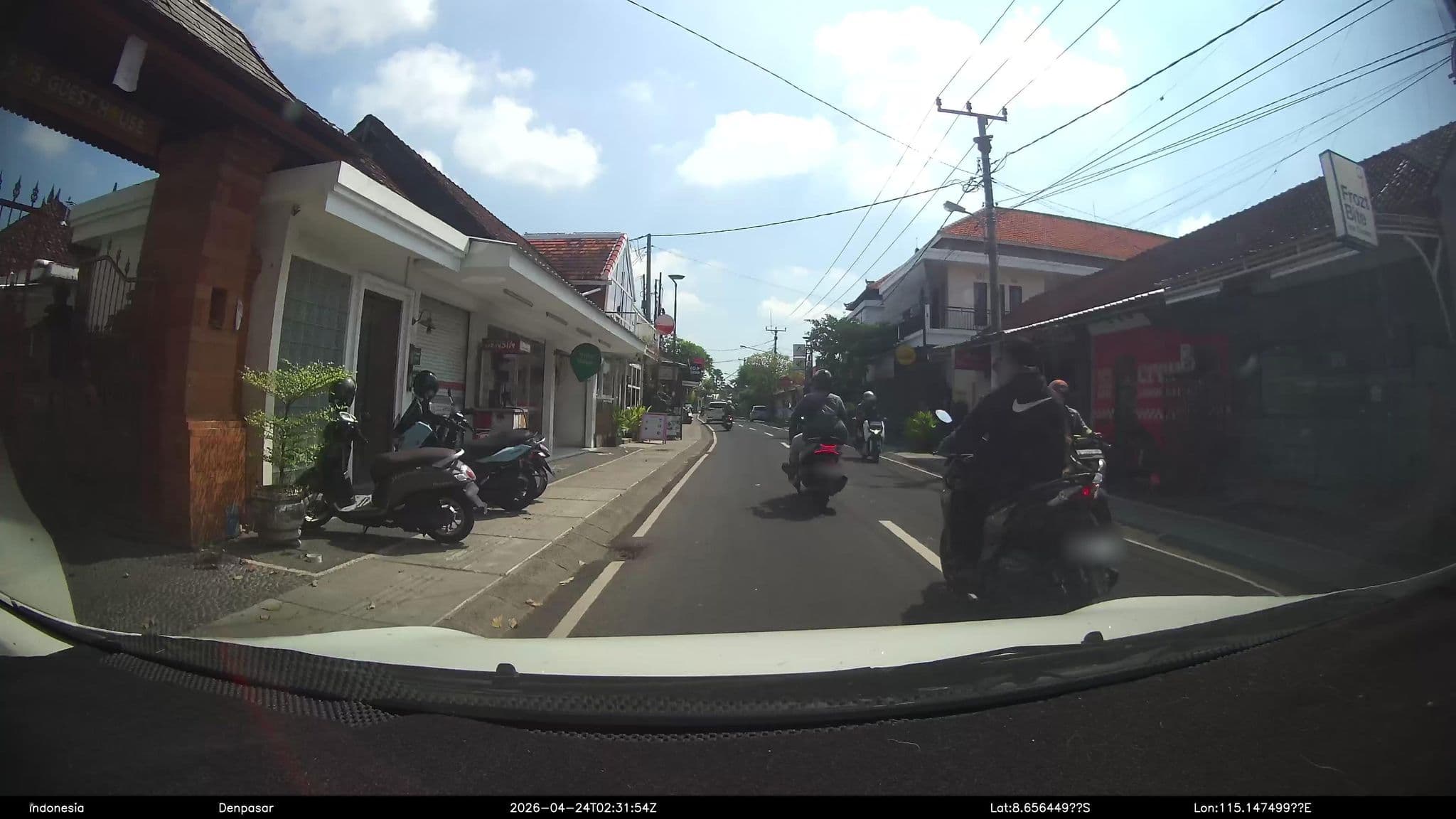 Street view near Riviera Surf House, Dalung — © Kaart---360 (CC BY-SA · Mapillary)