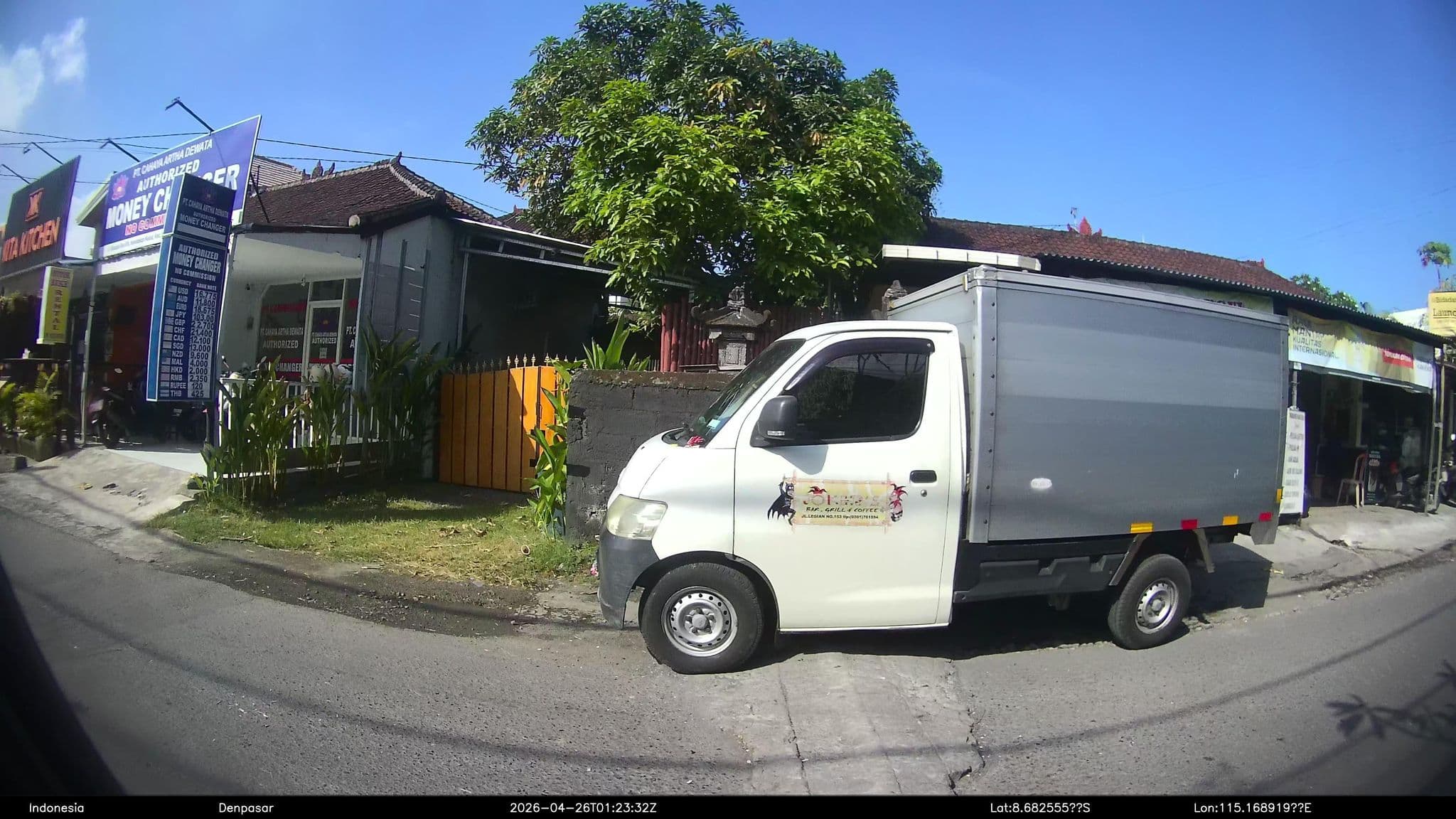 Street view near Chalet by Sabda, Legian — © Kaart---RIGHT (CC BY-SA · Mapillary)