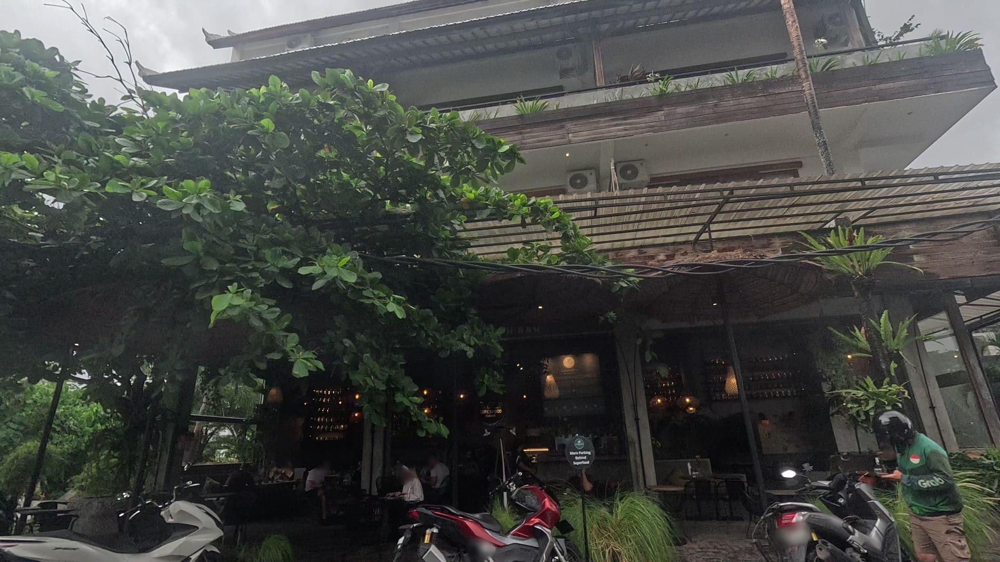 Street view near AKAR Suites And Retreats, Dalung — © alyapuspita (CC BY-SA · Mapillary)