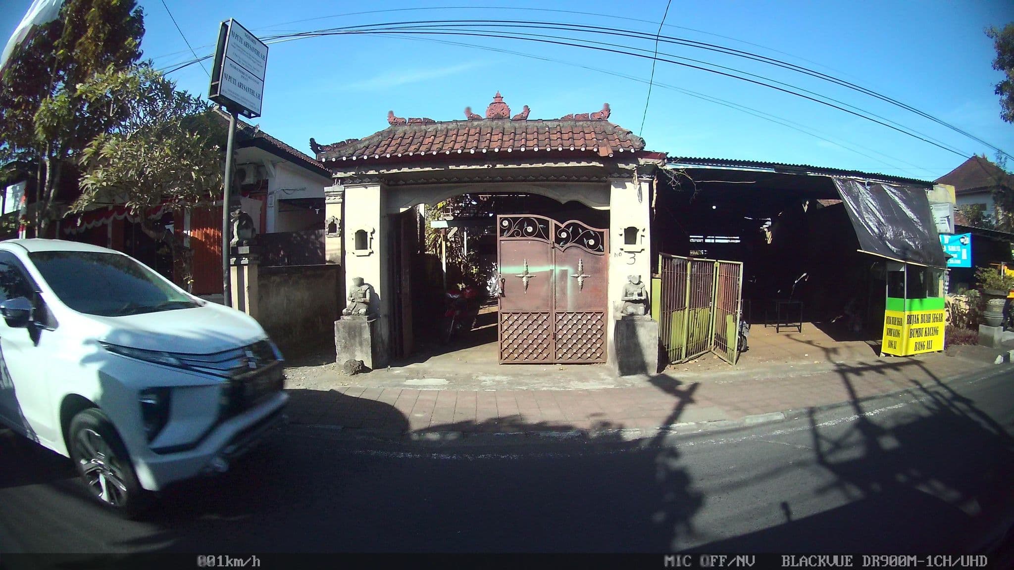 Street view near Hotel Bali Mandira, Dalung — © kaart_2 (CC BY-SA · Mapillary)