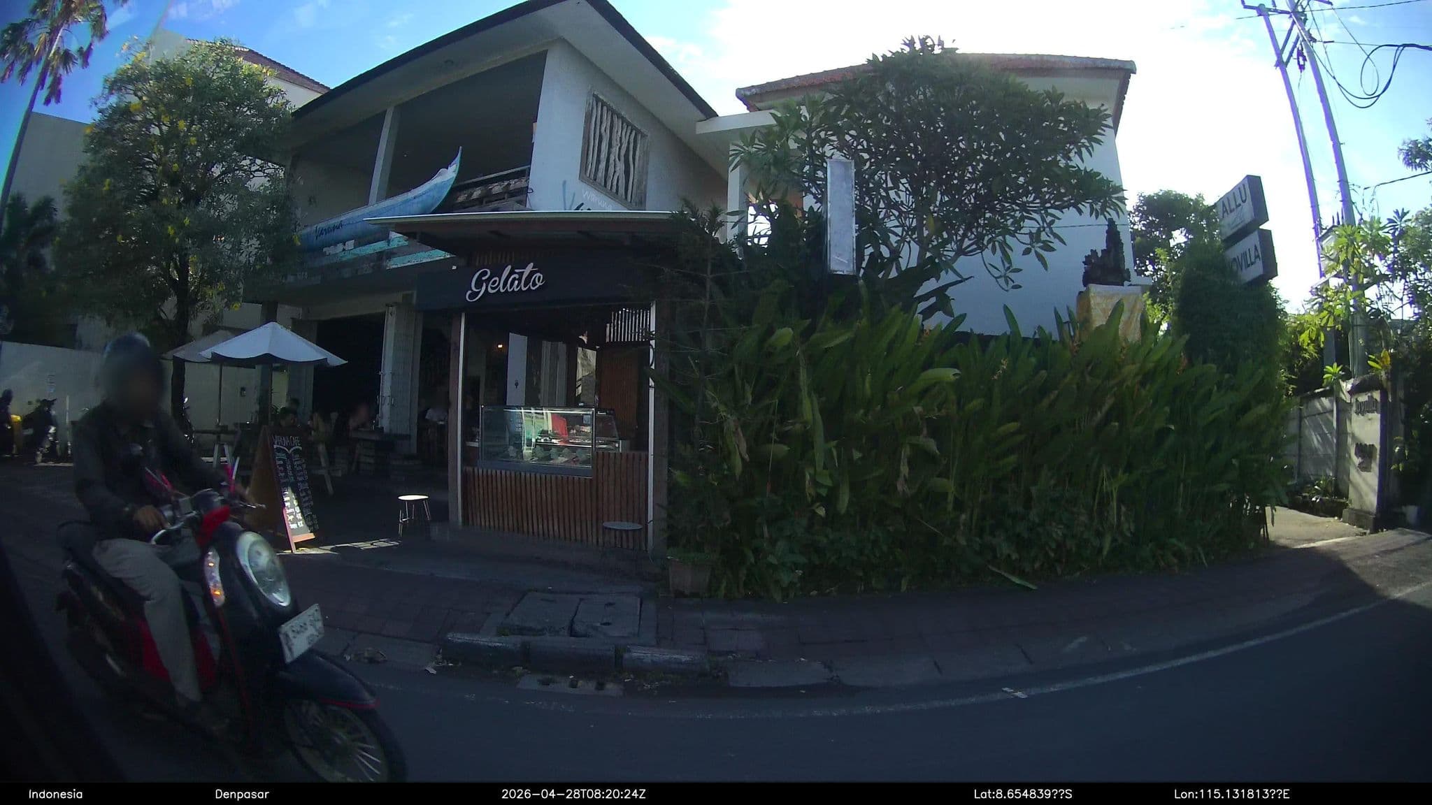 Street view near The Kirana Hotel Resto and Spa, Dalung — © Kaart---RIGHT (CC BY-SA · Mapillary)