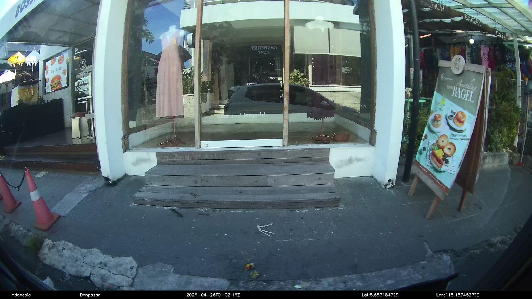 Street view near Bossman Burger Seminyak, Legian — © Kaart---LEFT (CC BY-SA · Mapillary)