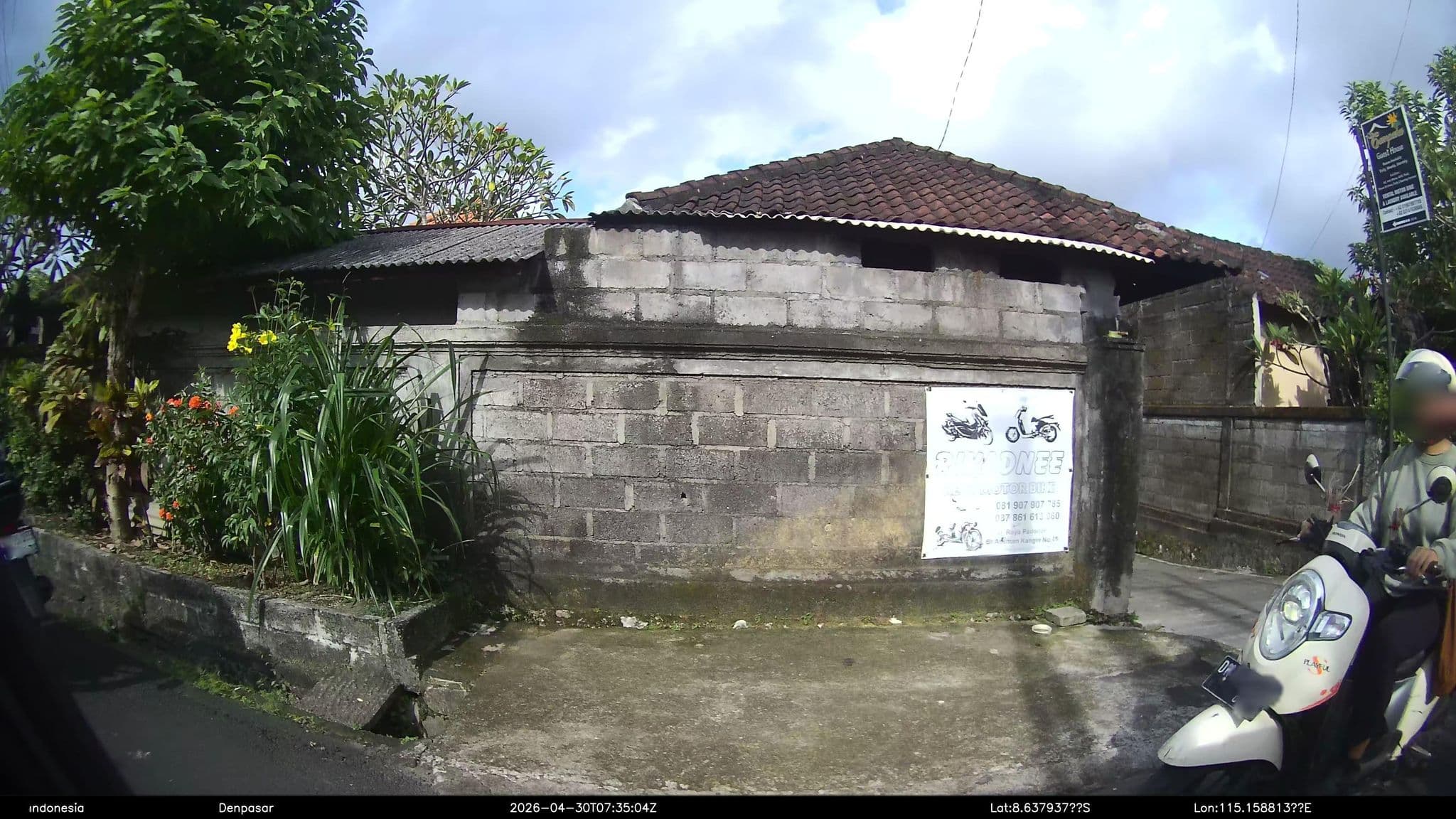 Street view near The Pure Villa, Dalung — © Kaart---RIGHT (CC BY-SA · Mapillary)