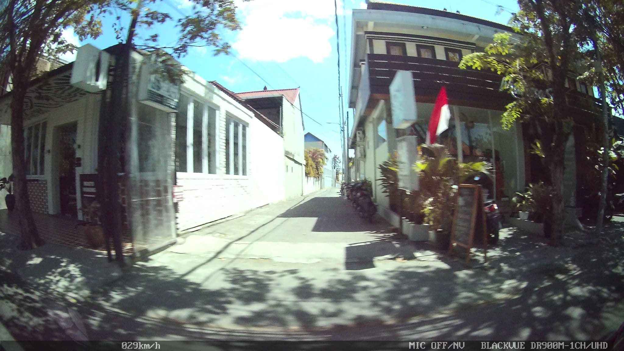 Street view near E3 Berawa Bed And Breakfast, Dalung — © kaart_2 (CC BY-SA · Mapillary)